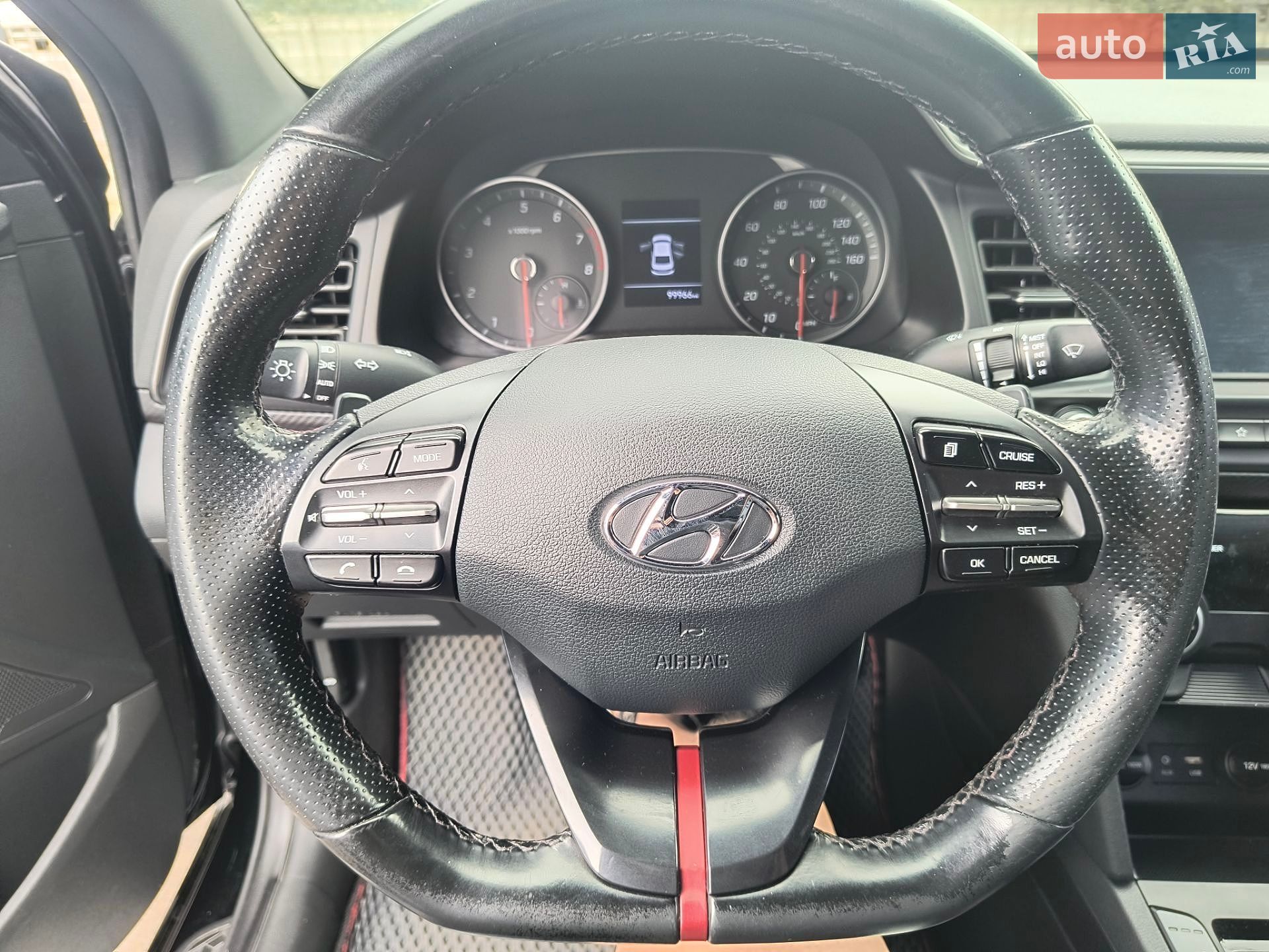 Hyundai Elantra 2018 VIN KMHD04LB6KU816238 фото оголошення 12 з 36