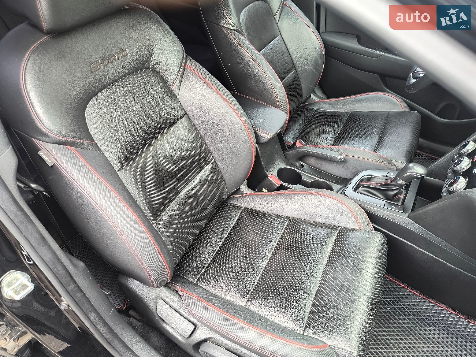 Hyundai Elantra 2018 VIN KMHD04LB6KU816238 фото оголошення 15 з 36