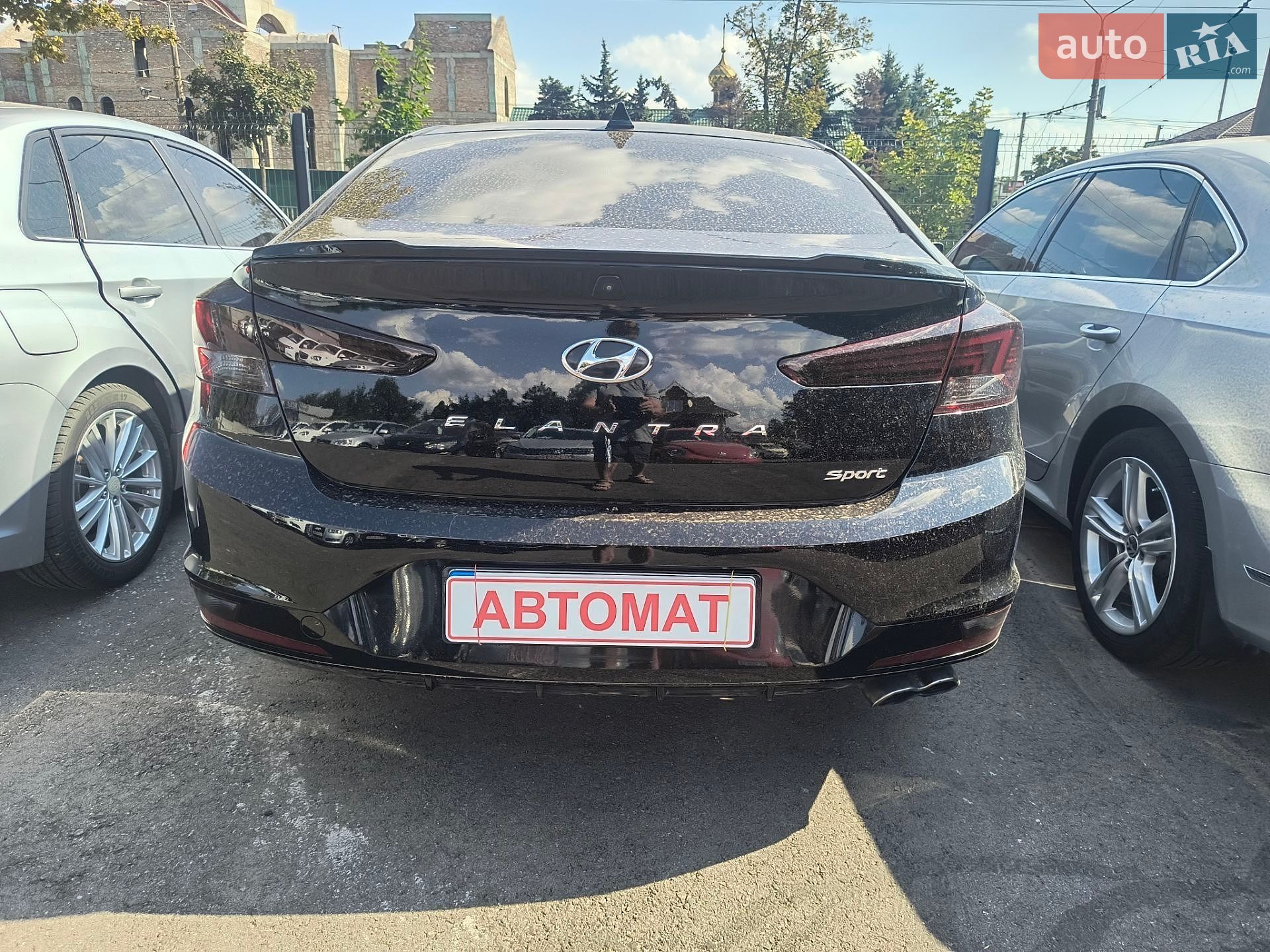 Hyundai Elantra 2018 VIN KMHD04LB6KU816238 фото оголошення 17 з 36
