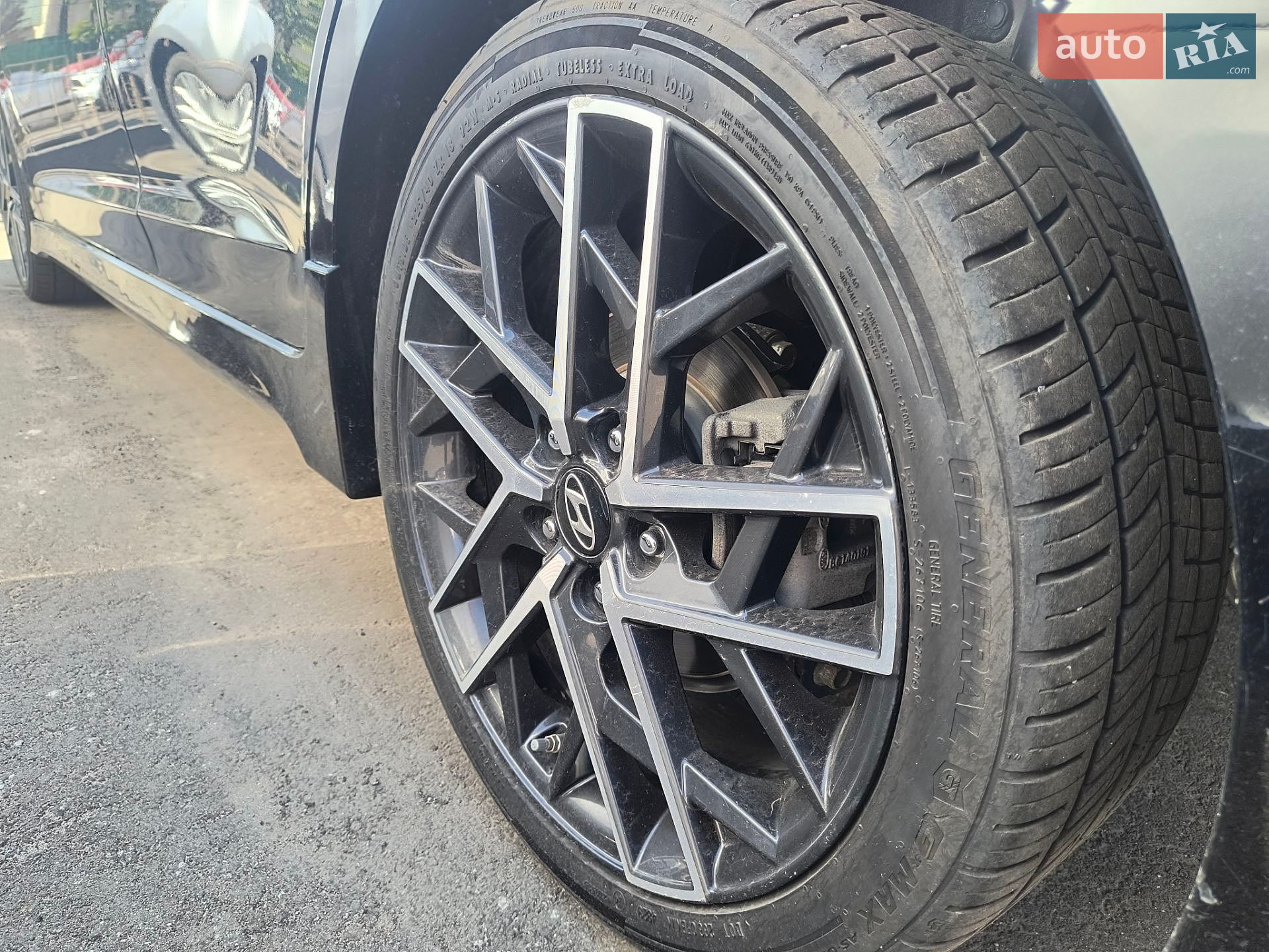 Hyundai Elantra 2018 VIN KMHD04LB6KU816238 фото оголошення 27 з 36