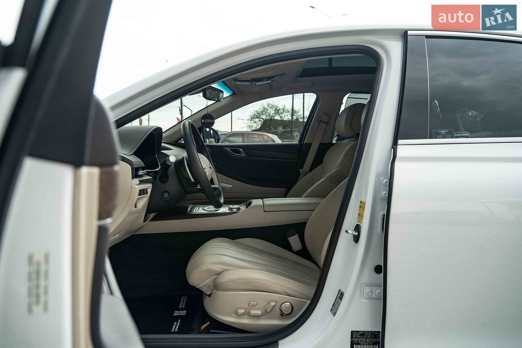 Genesis G80 2022 VIN KMTGB4SC1NU130734 фото оголошення 18 з 47