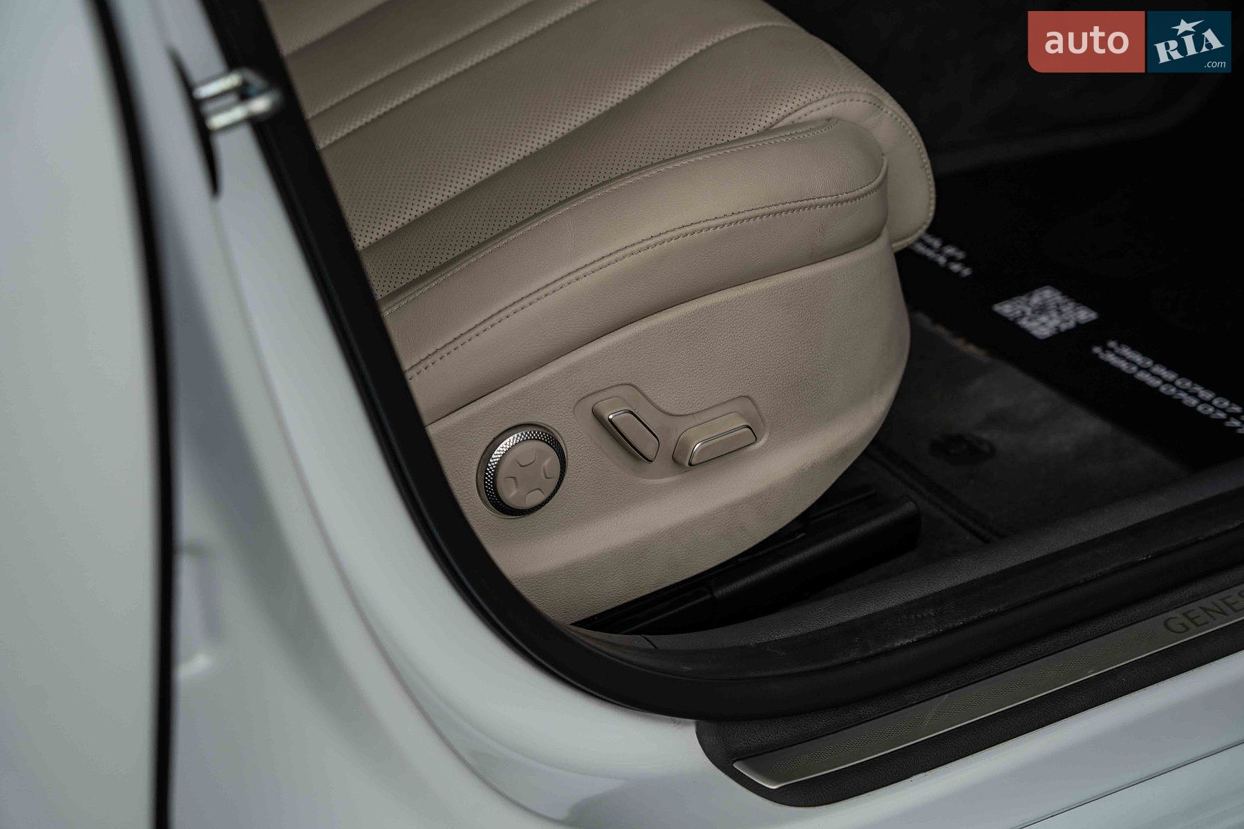 Genesis G80 2022 VIN KMTGB4SC1NU130734 фото оголошення 36 з 47