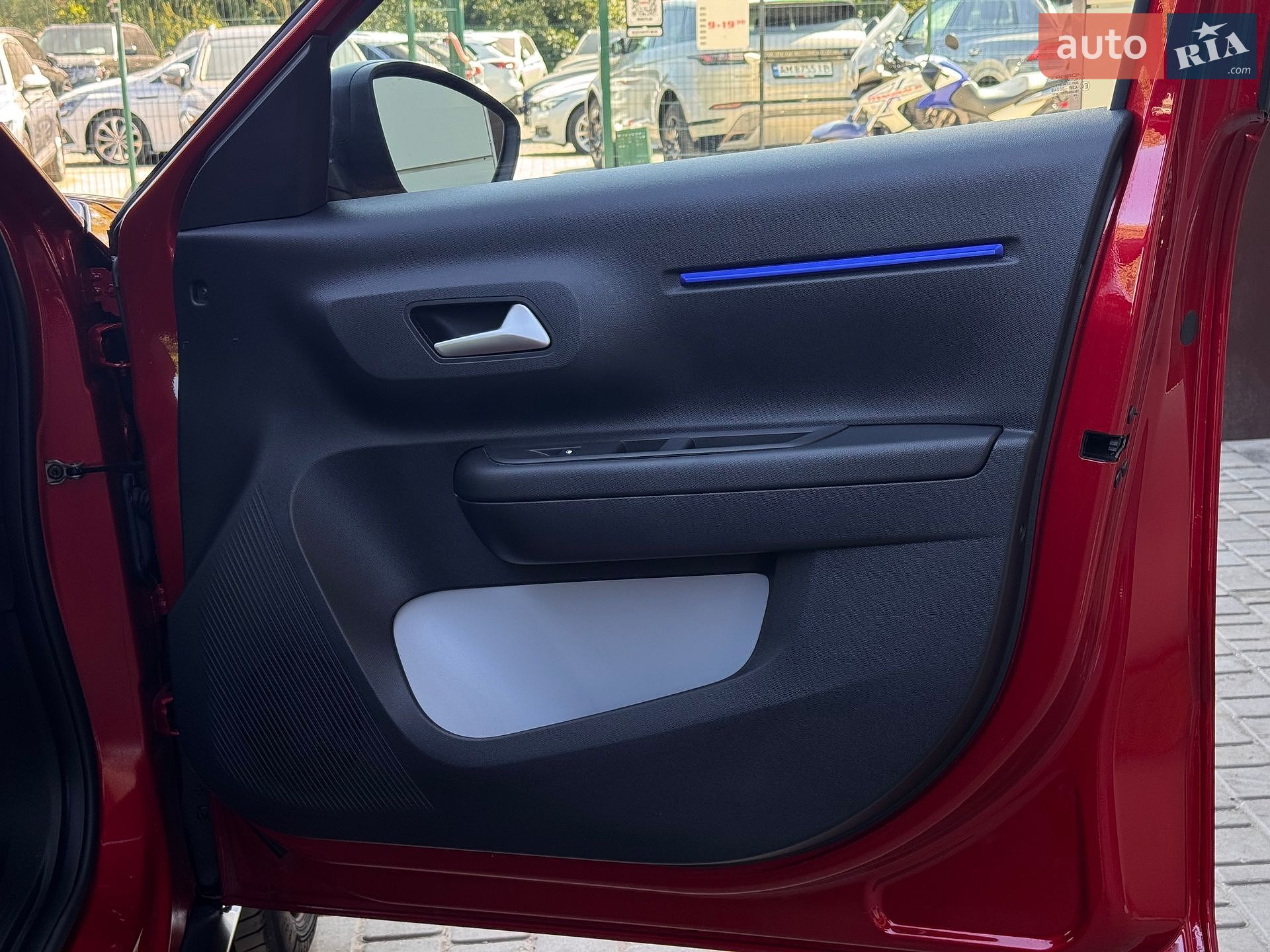 Citroen e-C3 2024 VIN VR7CBZYA2RT143355 фото оголошення 32 з 58