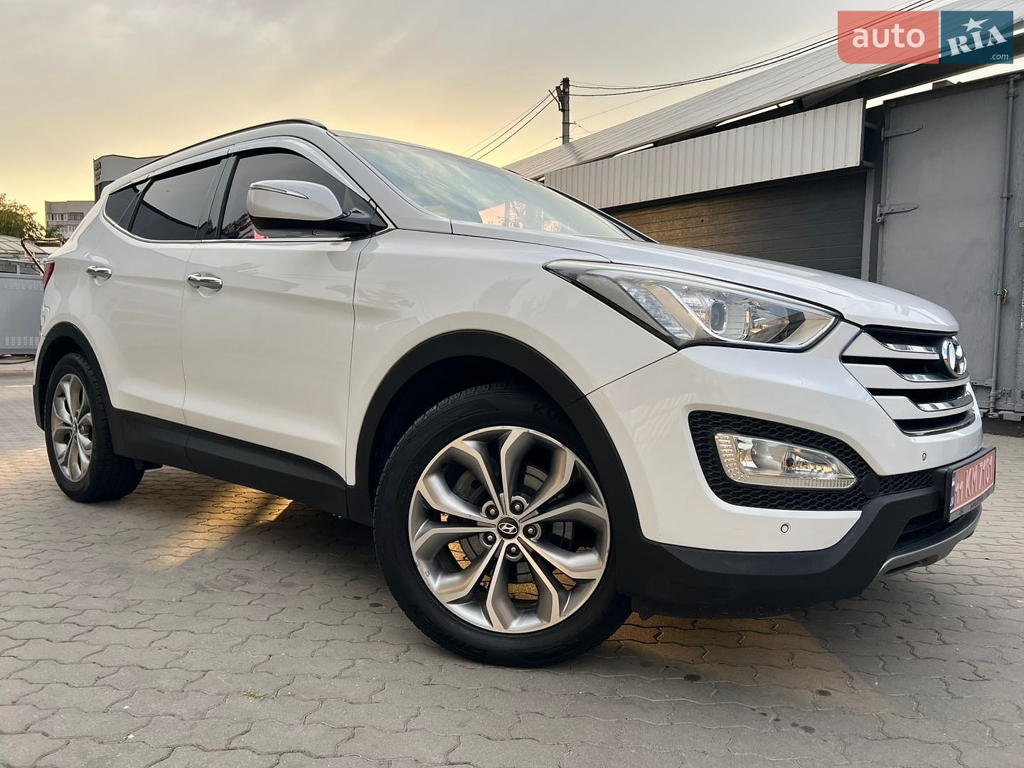 Hyundai Santa FE 2013 VIN KMHSW81UBDU137063 фото оголошення 3 з 138