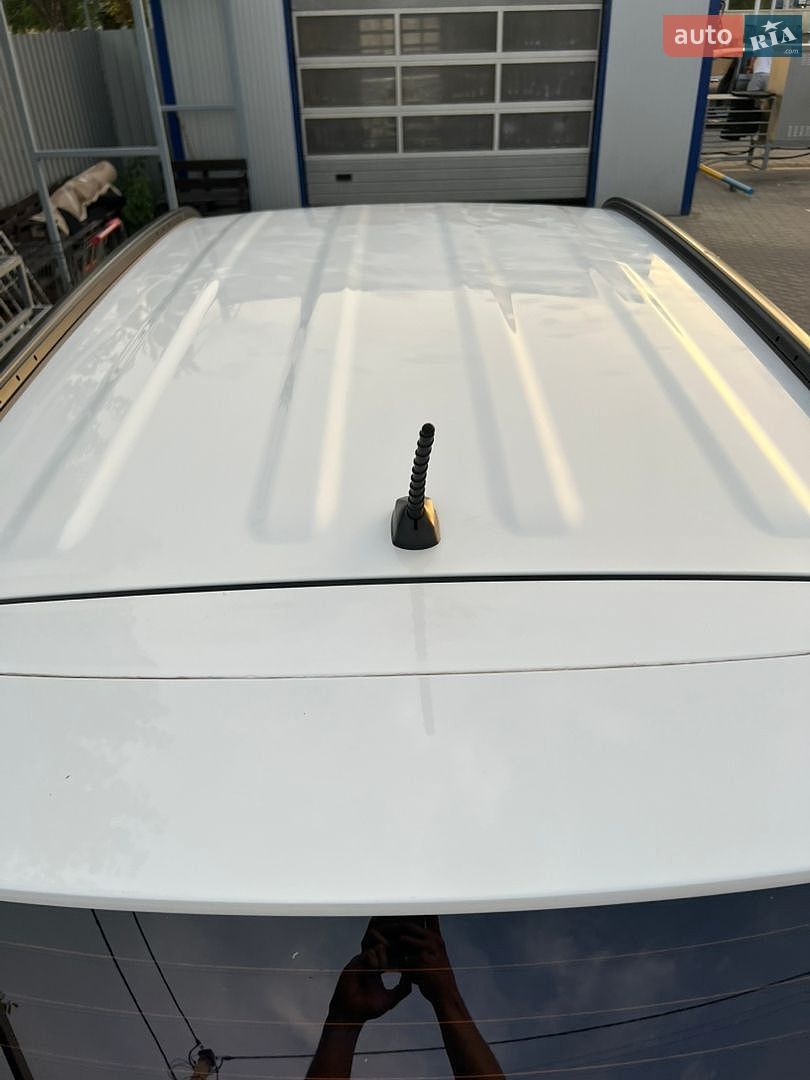 Hyundai Santa FE 2013 VIN KMHSW81UBDU137063 фото оголошення 28 з 138