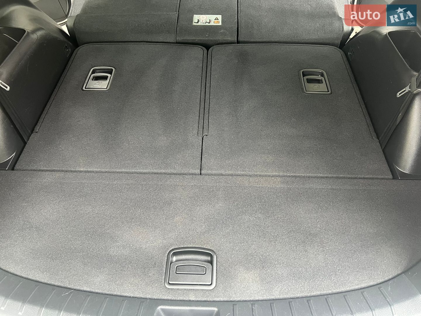 Hyundai Santa FE 2013 VIN KMHSW81UBDU137063 фото оголошення 49 з 138