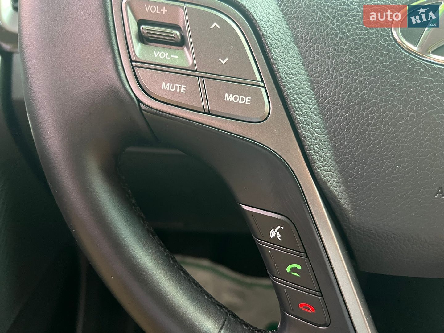 Hyundai Santa FE 2013 VIN KMHSW81UBDU137063 фото оголошення 70 з 138
