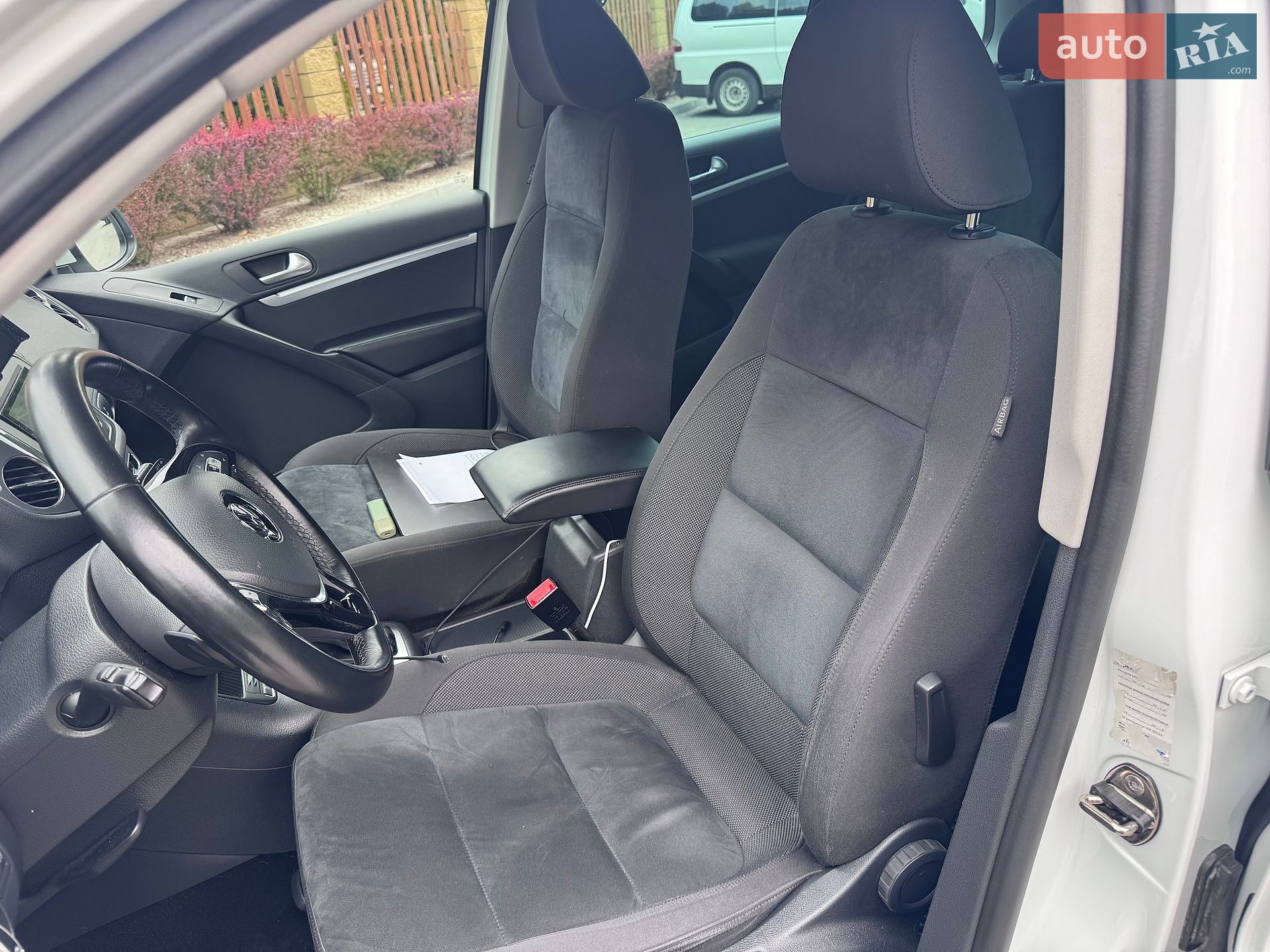 Volkswagen Tiguan 2014 VIN WVGZZZ5NZFW536244 фото оголошення 11 з 33
