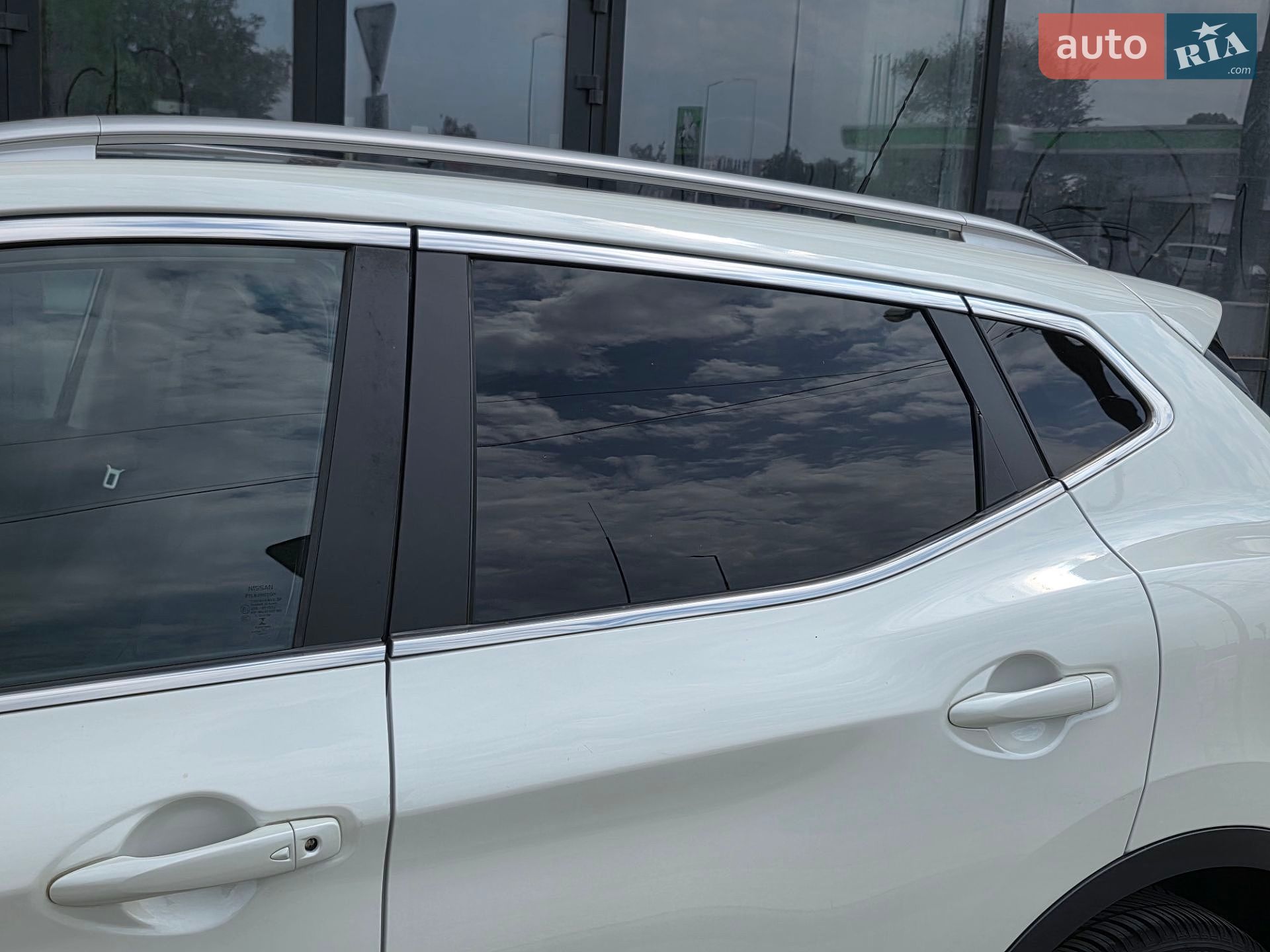 Nissan Qashqai 2015 VIN SJNFDAJ11U1050051 фото оголошення 17 з 60