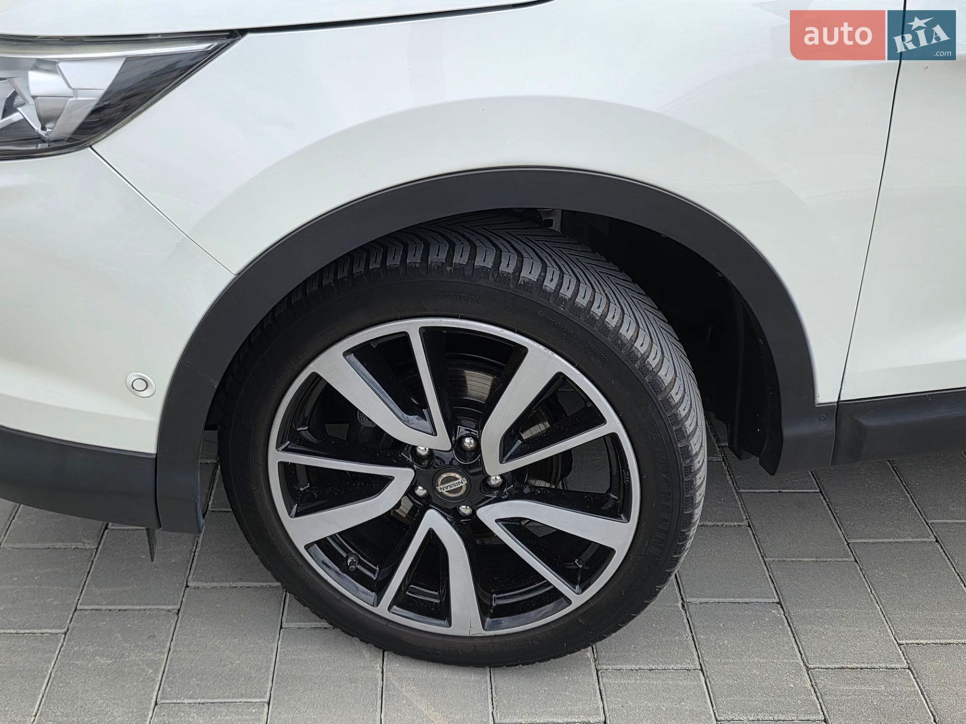 Nissan Qashqai 2015 VIN SJNFDAJ11U1050051 фото оголошення 18 з 60