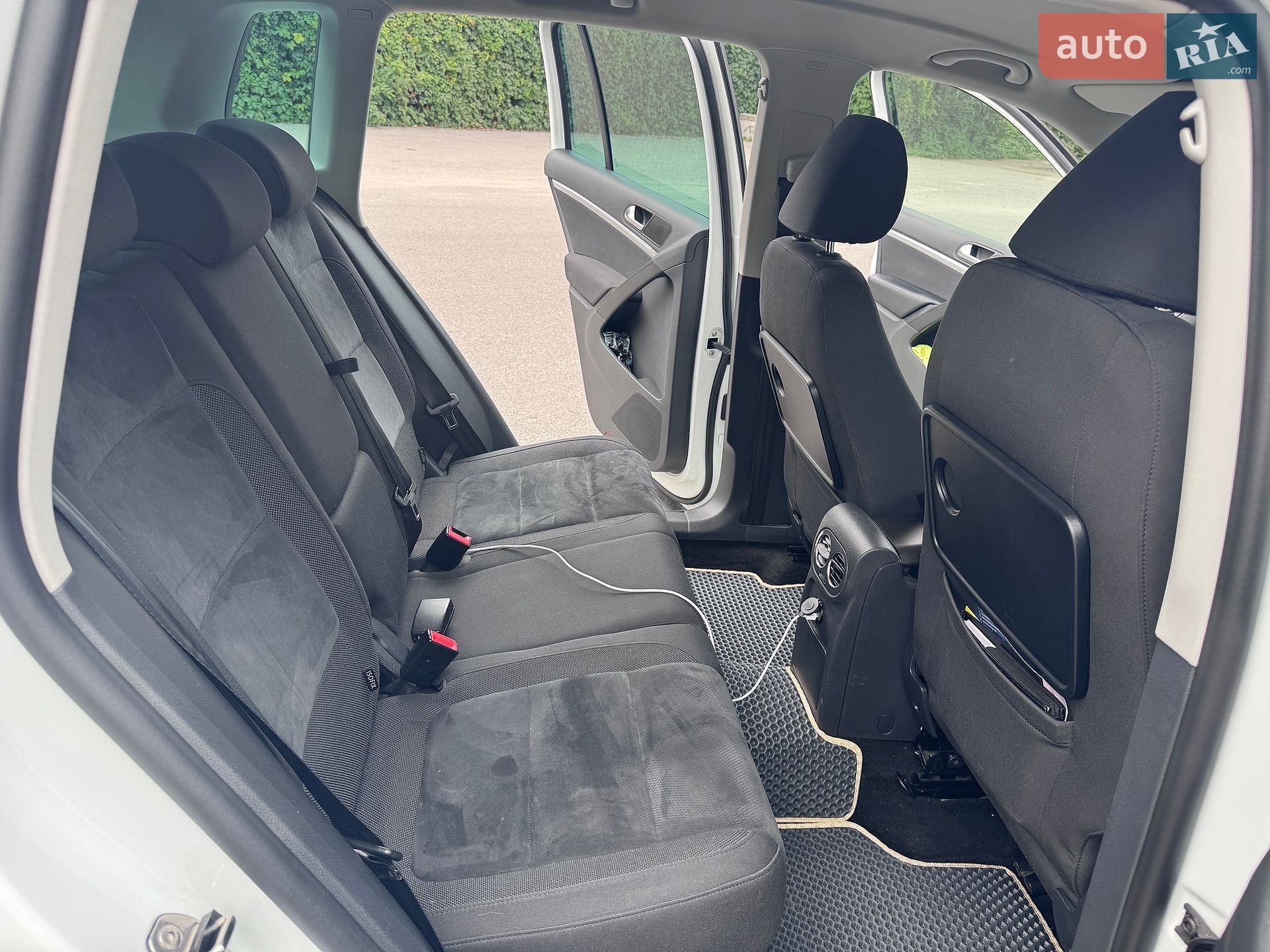 Volkswagen Tiguan 2014 VIN WVGZZZ5NZFW536244 фото оголошення 20 з 33