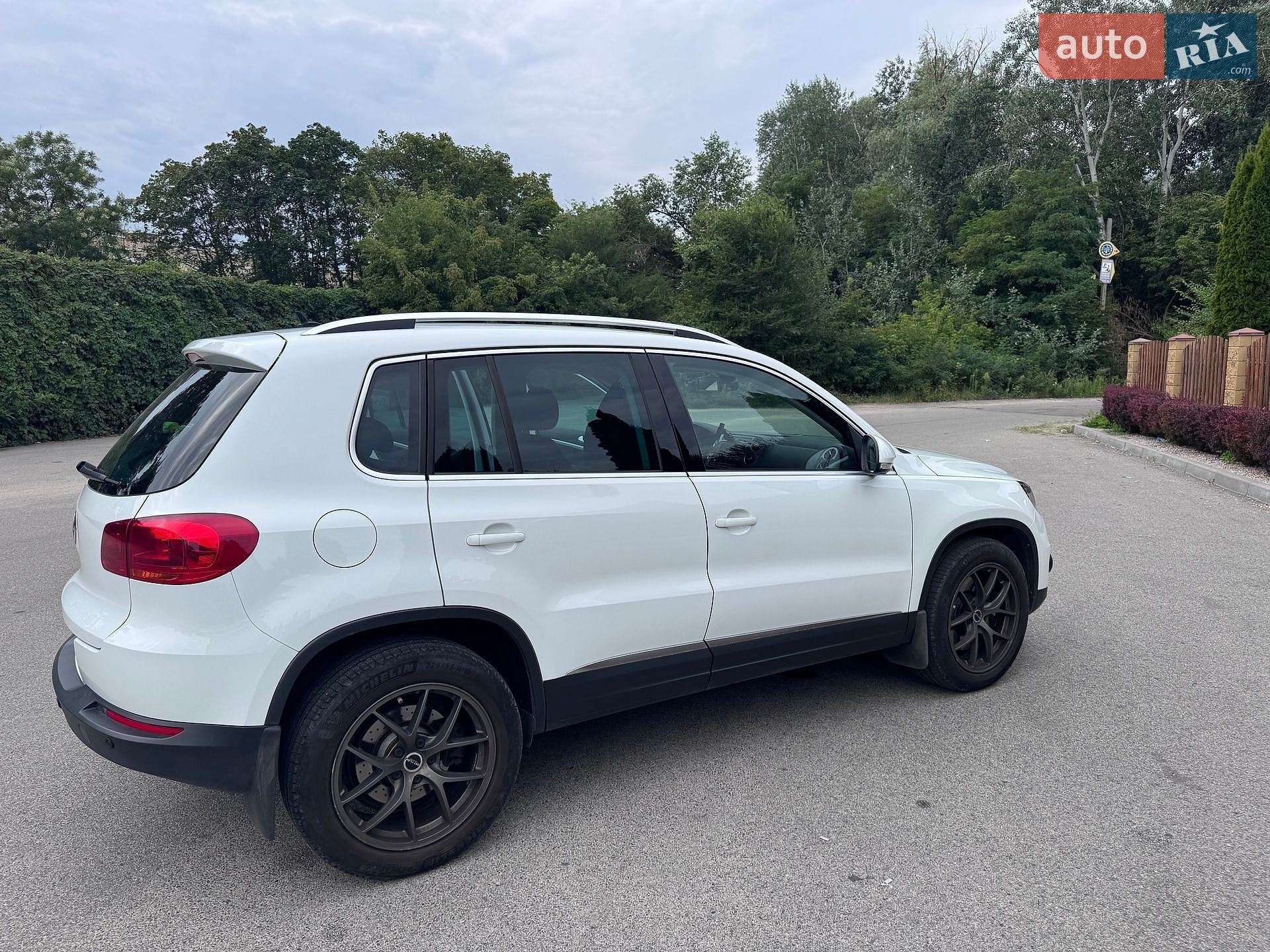 Volkswagen Tiguan 2014 VIN WVGZZZ5NZFW536244 фото оголошення 2 з 33