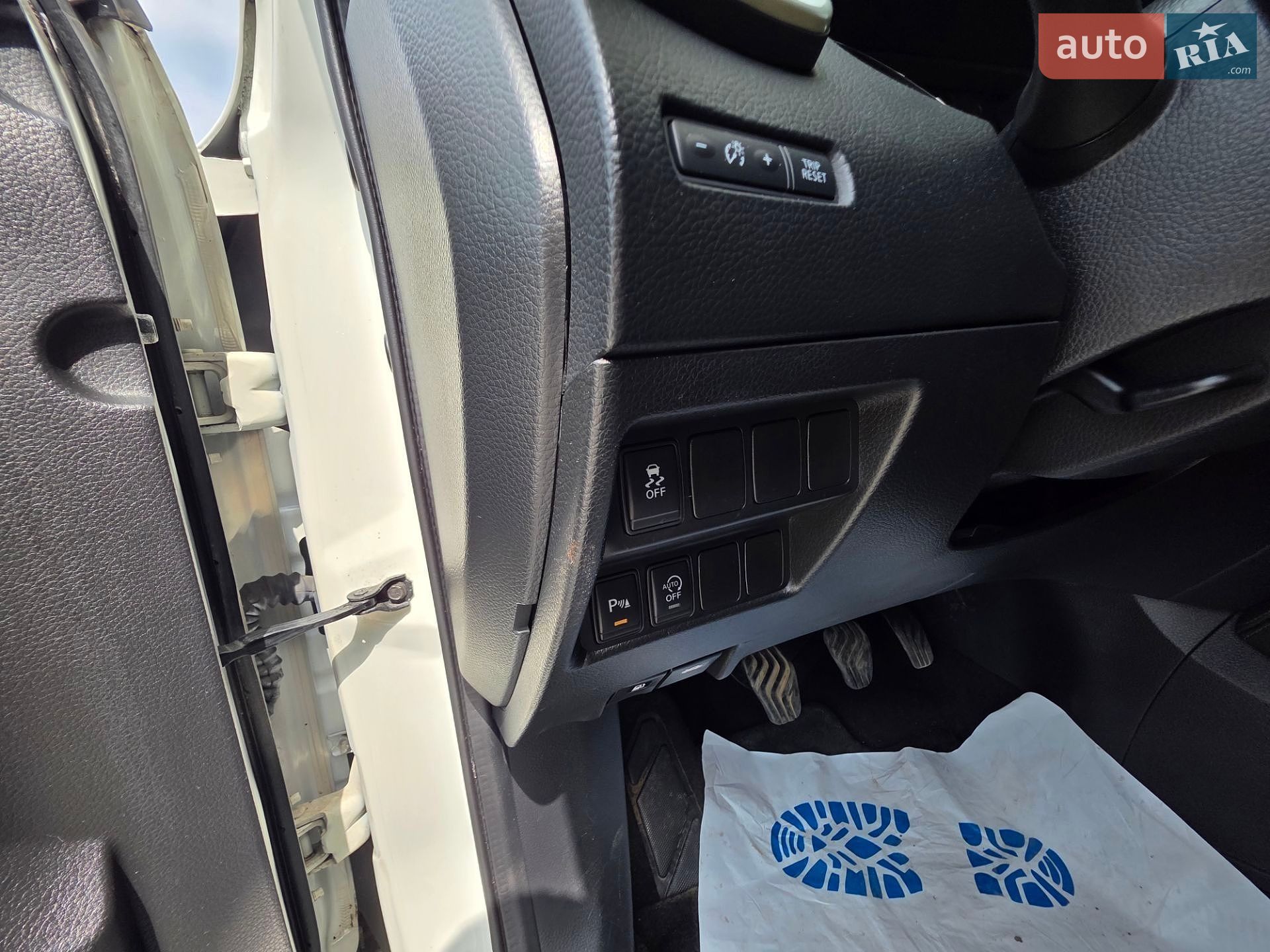 Nissan Qashqai 2015 VIN SJNFDAJ11U1050051 фото оголошення 53 з 60