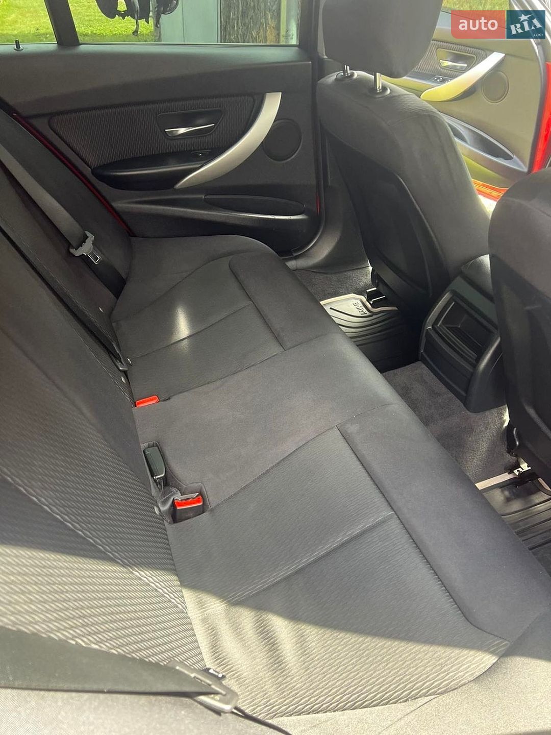 BMW 3 Series 2012 VIN WBA3D310X0F303718 фото оголошення 10 з 10