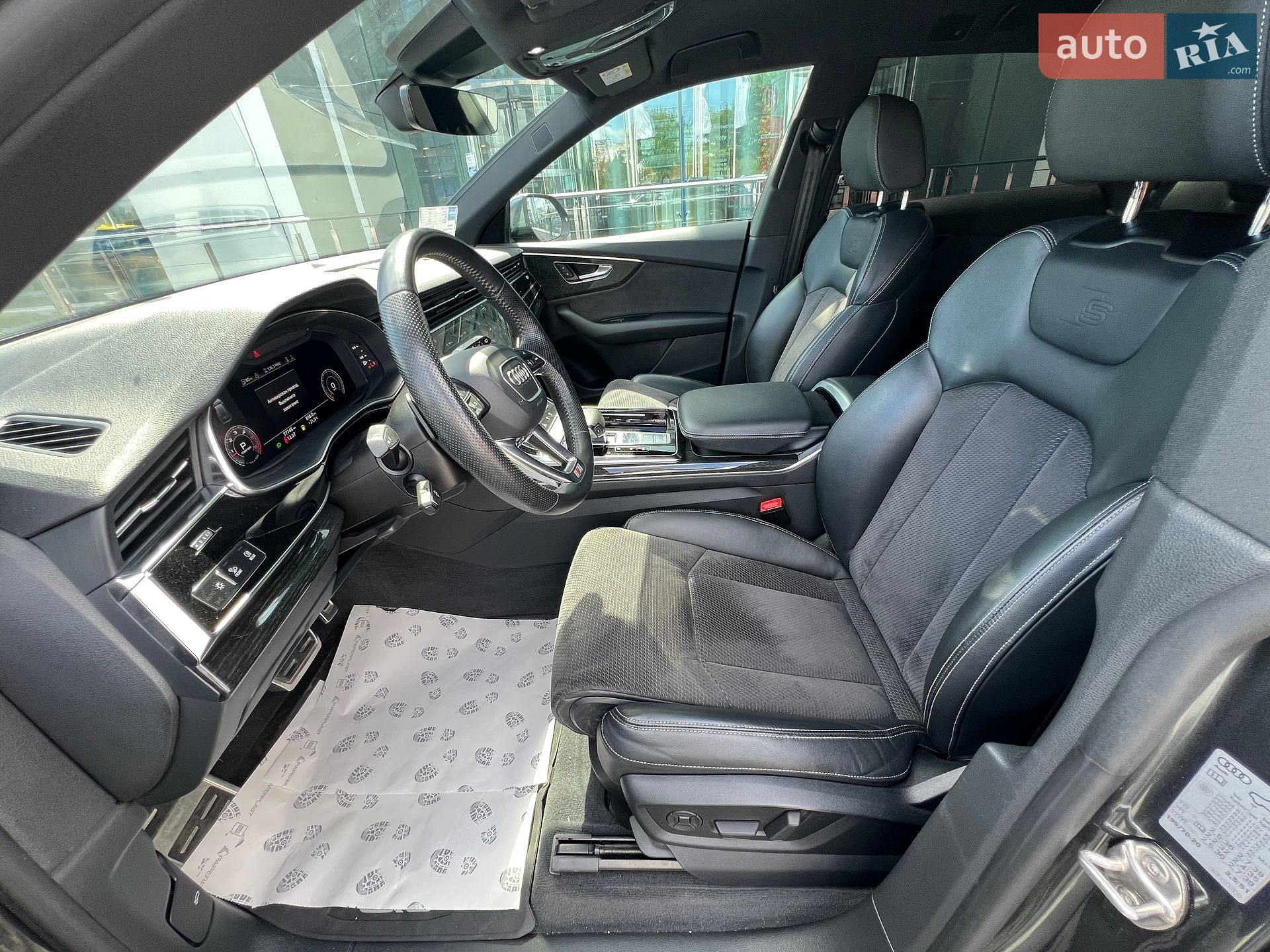 Audi Q8 2019 VIN WAUZZZF17KD043695 фото оголошення 10 з 41