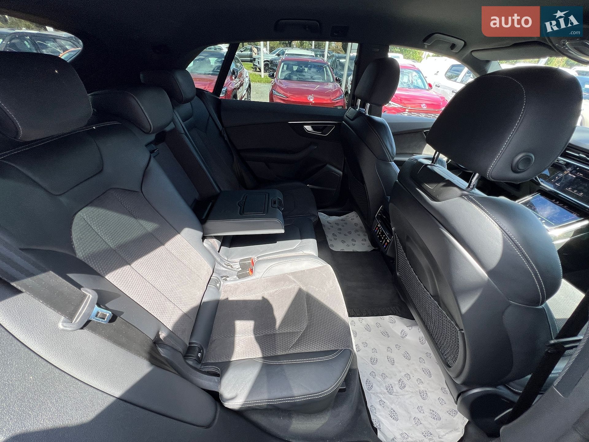 Audi Q8 2019 VIN WAUZZZF17KD043695 фото оголошення 23 з 41