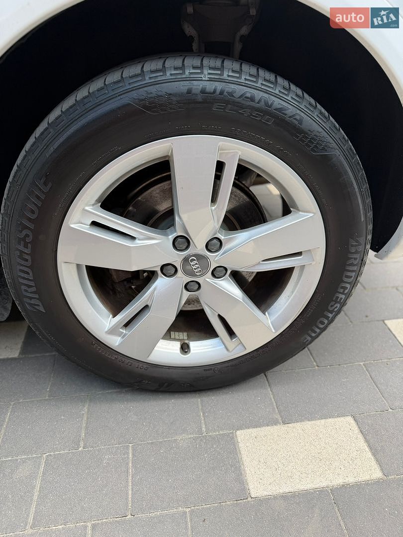 Audi Q5 2018 VIN WA1BNAFYXJ2246261 фото оголошення 38 з 44
