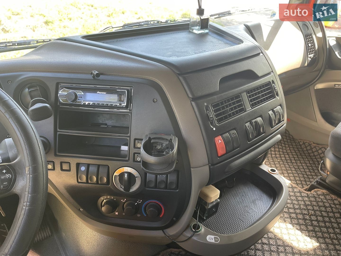 DAF XF 105 2013 VIN XLRTE47MS0E978445 фото оголошення 33 з 38
