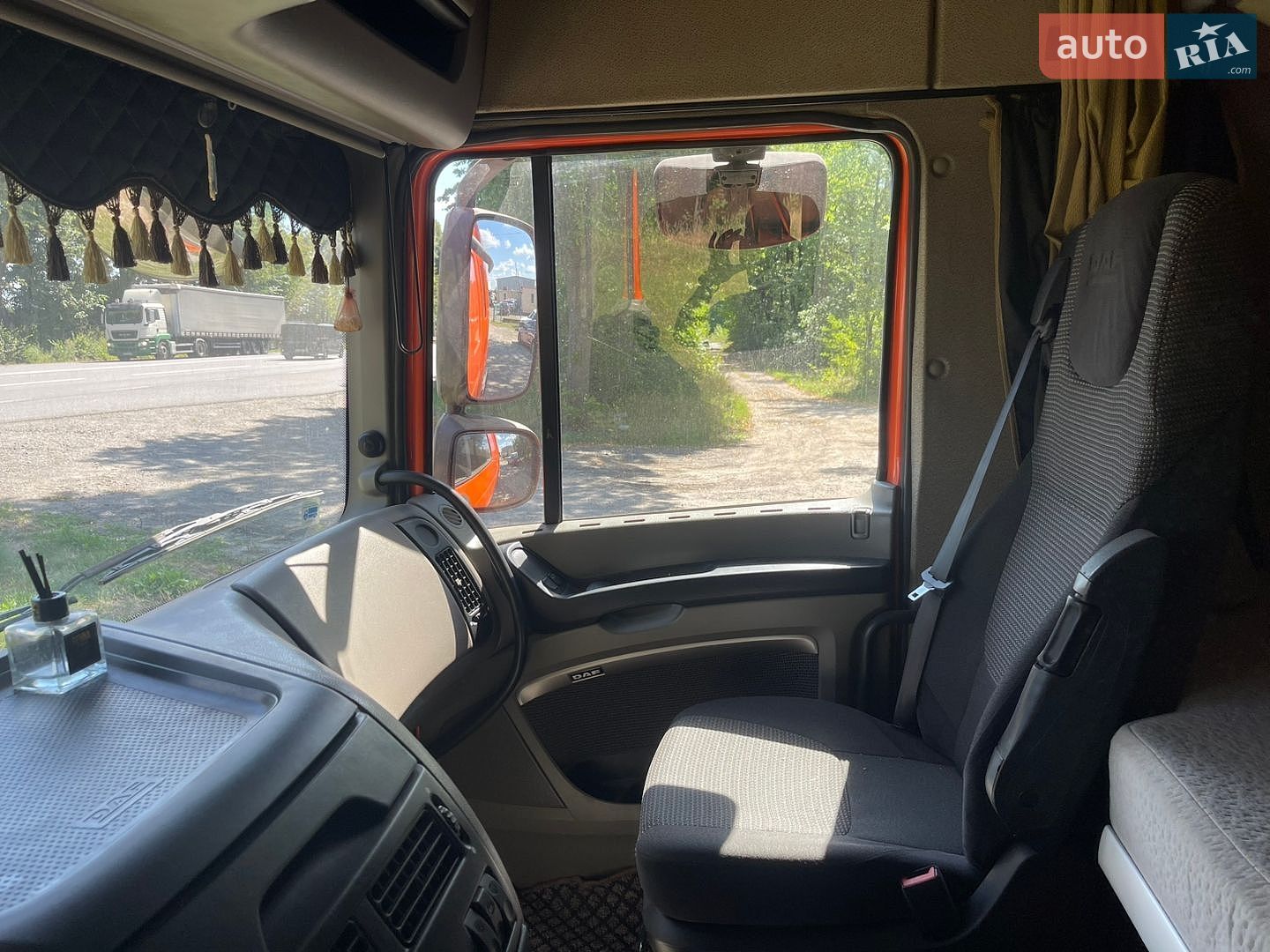 DAF XF 105 2013 VIN XLRTE47MS0E978445 фото оголошення 34 з 38