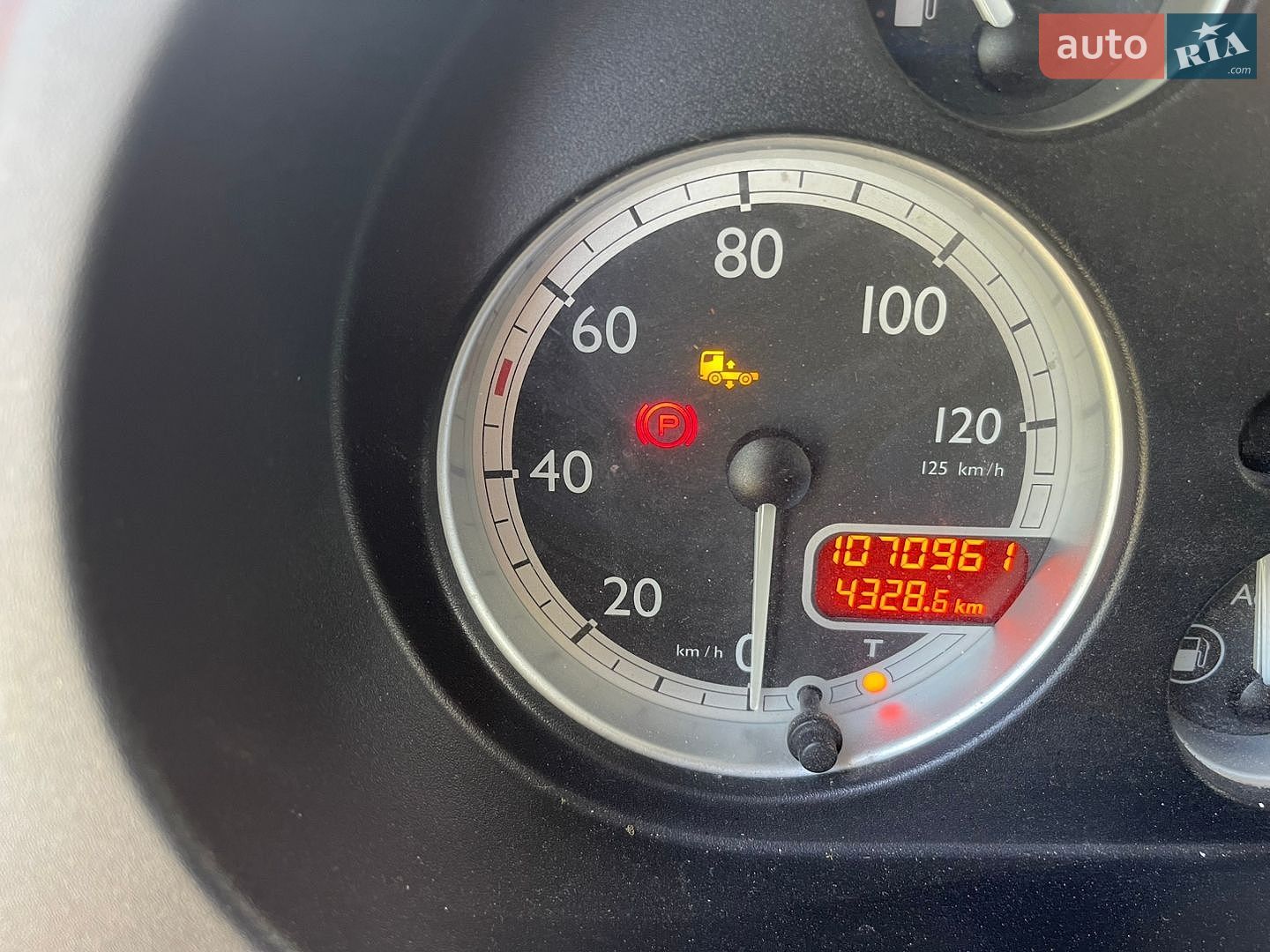 DAF XF 105 2013 VIN XLRTE47MS0E978445 фото оголошення 37 з 38