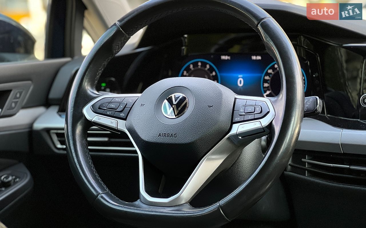 Volkswagen Golf 2021 VIN WVWZZZCDZMW113322 фото оголошення 21 з 23