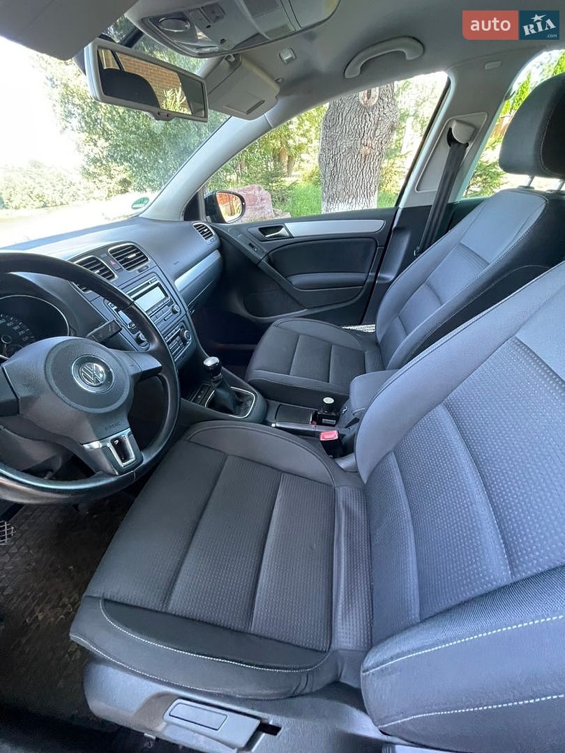 Volkswagen Golf 2010 VIN WVWZZZ1KZBP030850 фото оголошення 10 з 18