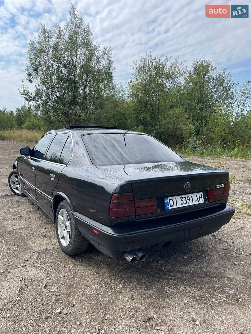 BMW 5 Series 1994 VIN WBAHB51030GH08632 фото оголошення 3 з 10
