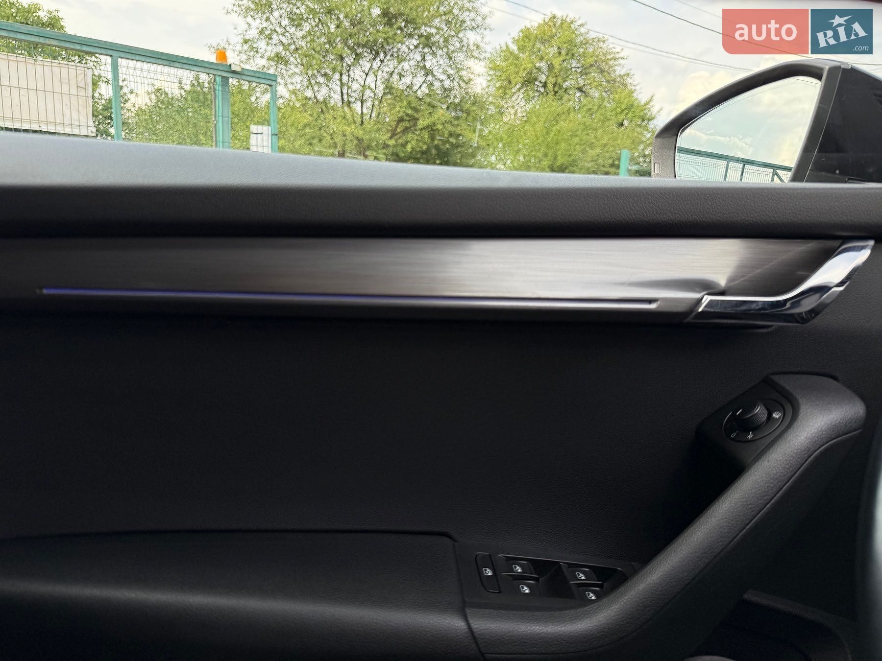 Skoda Octavia 2020 VIN TMBJJ7NE6L0187828 фото оголошення 30 з 101
