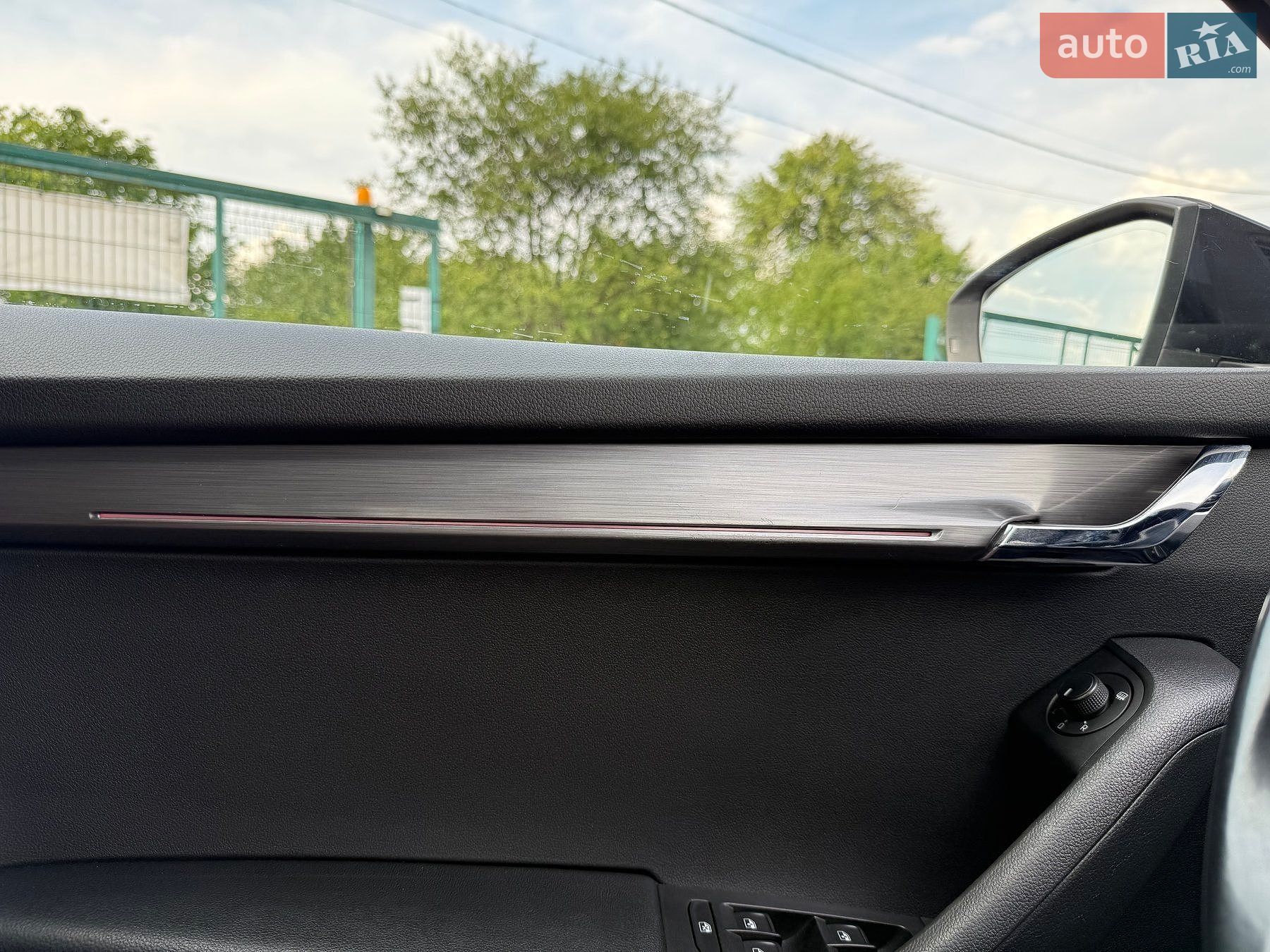 Skoda Octavia 2020 VIN TMBJJ7NE6L0187828 фото оголошення 29 з 101