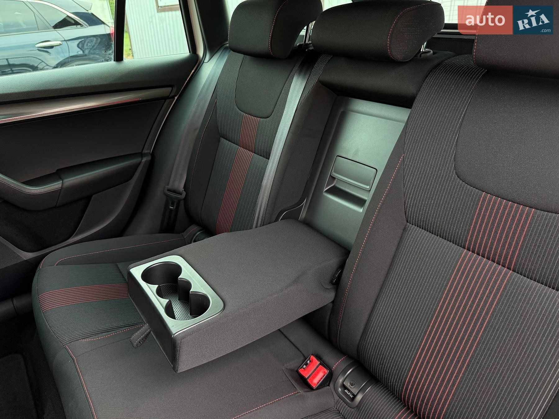 Skoda Octavia 2020 VIN TMBJJ7NE6L0187828 фото оголошення 85 з 101