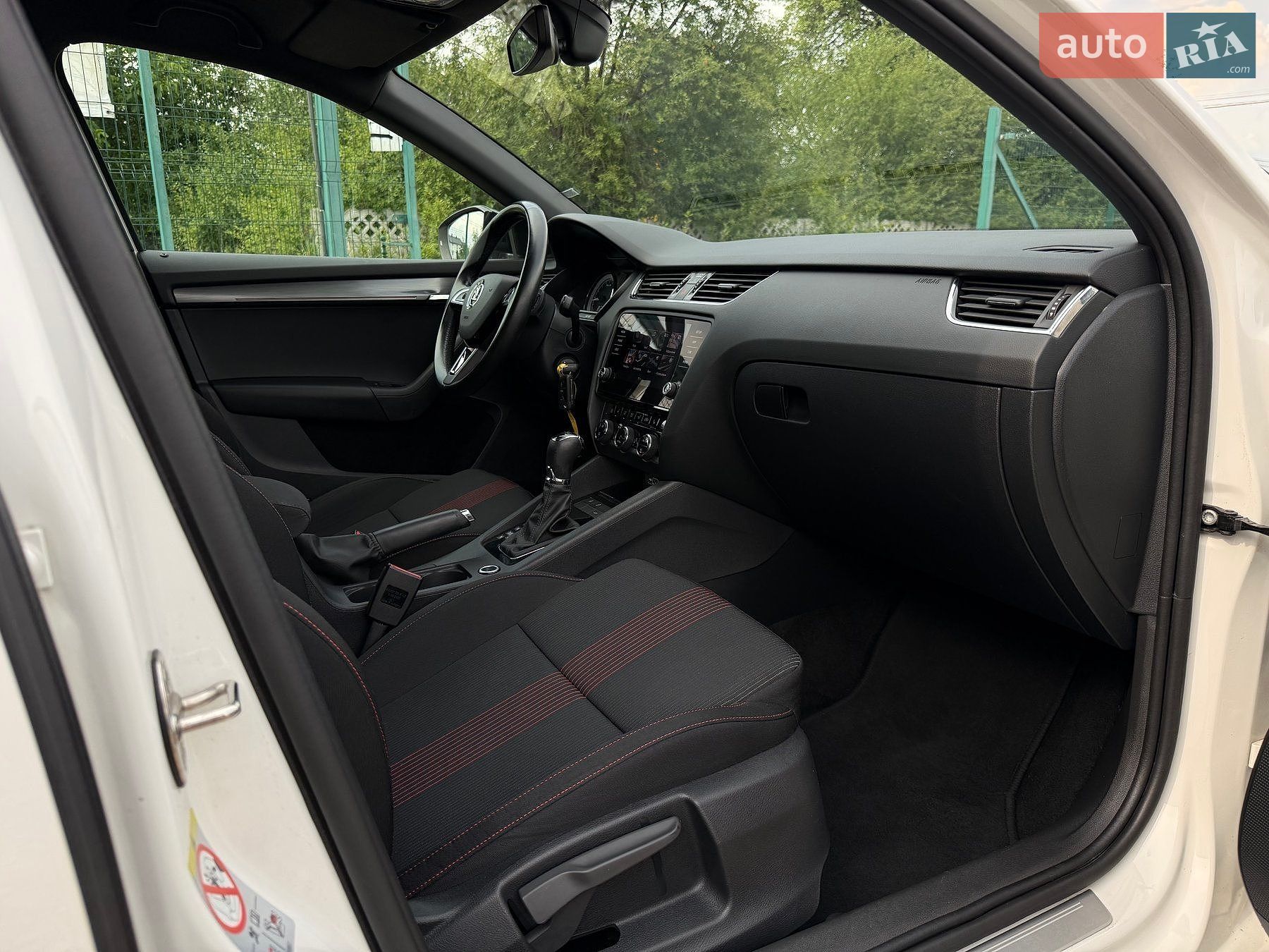 Skoda Octavia 2020 VIN TMBJJ7NE6L0187828 фото оголошення 98 з 101