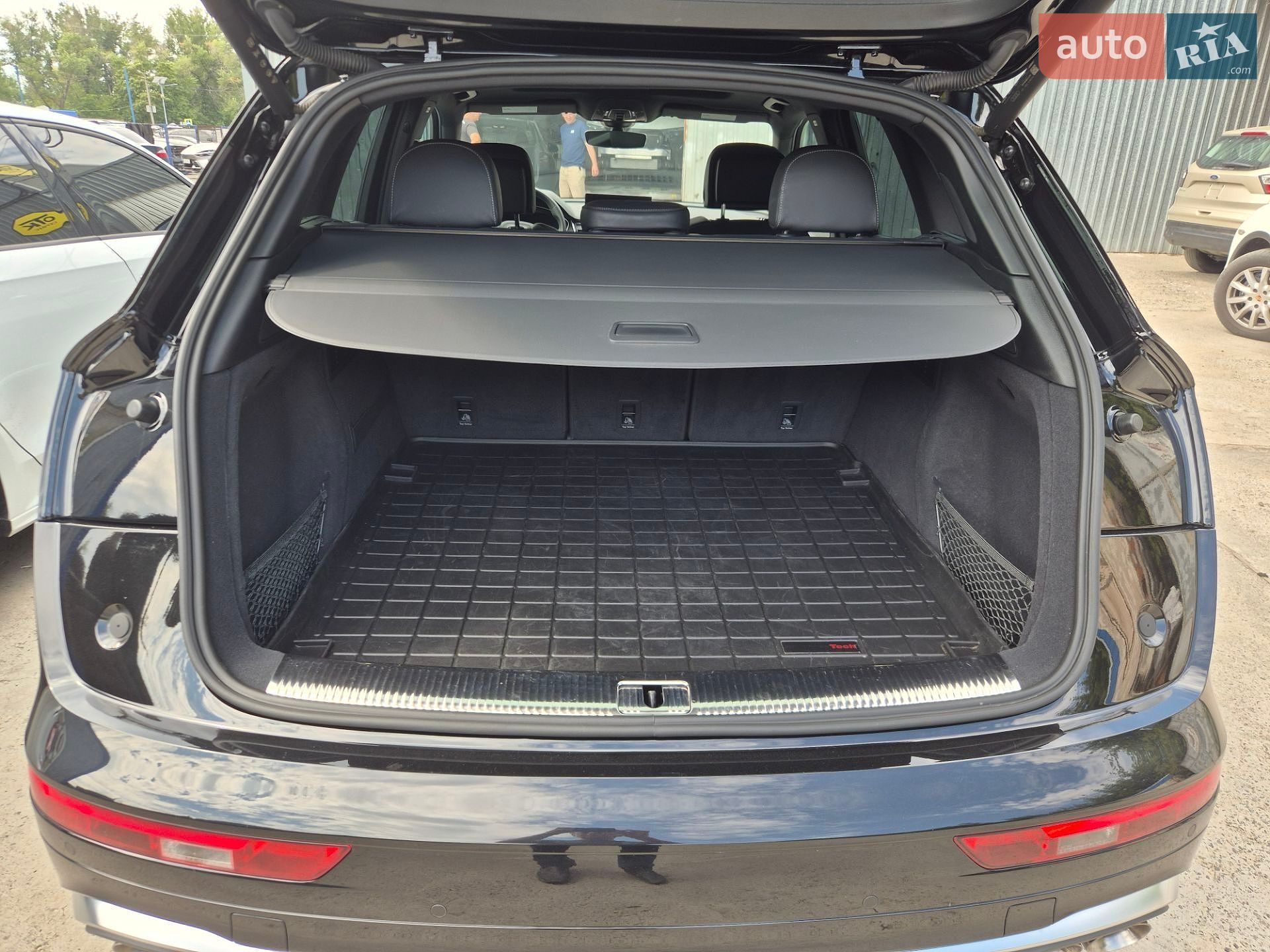 Audi SQ5 2024 VIN WA1B4AFY9R2102702 фото оголошення 19 з 30