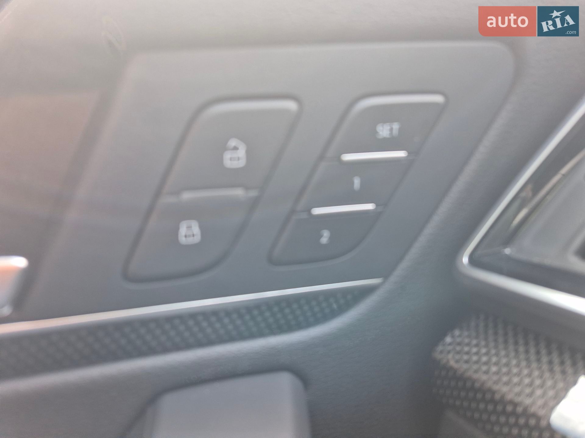Audi SQ5 2024 VIN WA1B4AFY9R2102702 фото оголошення 27 з 30