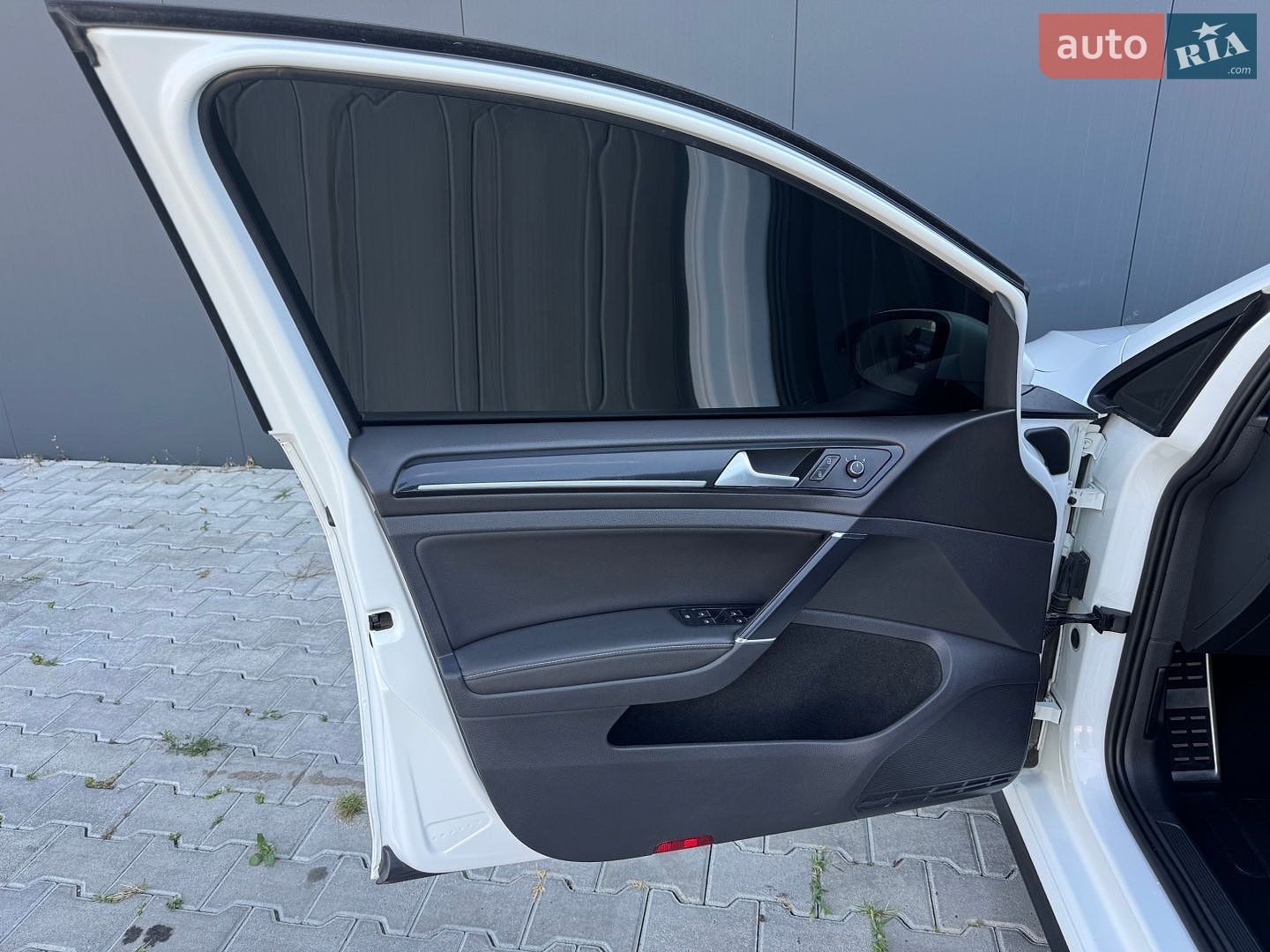 Volkswagen Golf 2013 VIN WVWZZZAUZEW095440 фото оголошення 2 з 27
