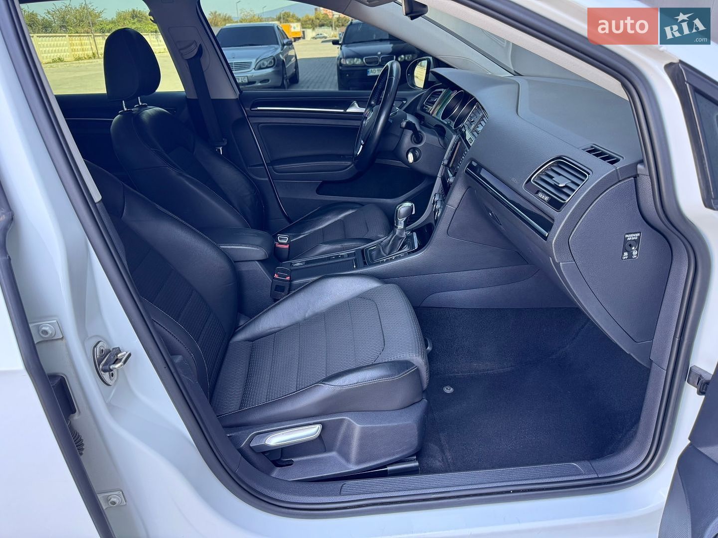 Volkswagen Golf 2013 VIN WVWZZZAUZEW095440 фото оголошення 25 з 27
