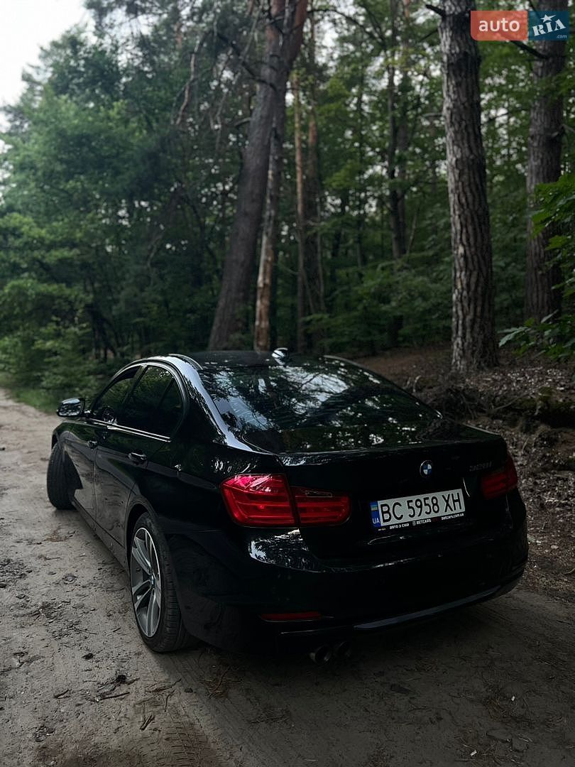 BMW 3 Series 2012 VIN WBA3A5C51CF259321 фото оголошення 2 з 4