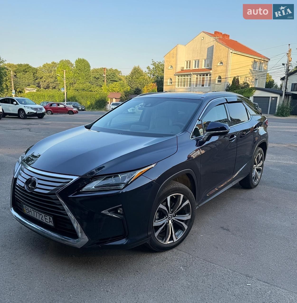 Lexus RX 2019 VIN 2T2BZMCA3KC211711 фото оголошення 2 з 14