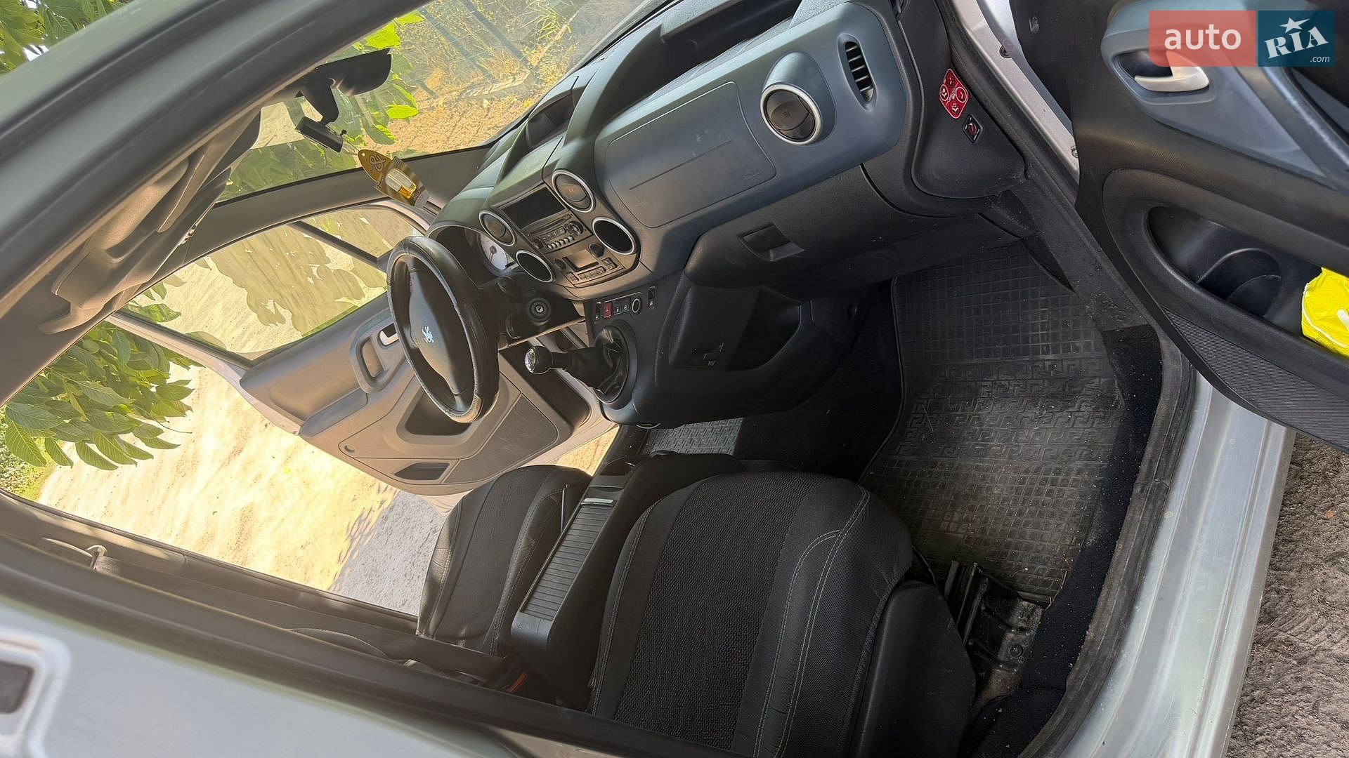 Peugeot Partner 2011 VIN VF37J9HP0BJ642523 фото оголошення 9 з 13