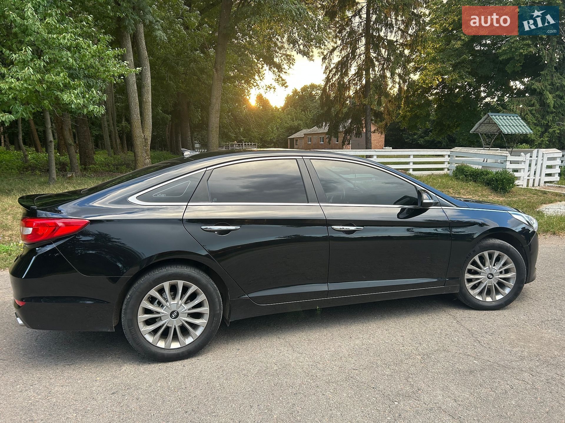 Hyundai Sonata 2014 VIN KMHE341DBFA060628 фото оголошення 5 з 85