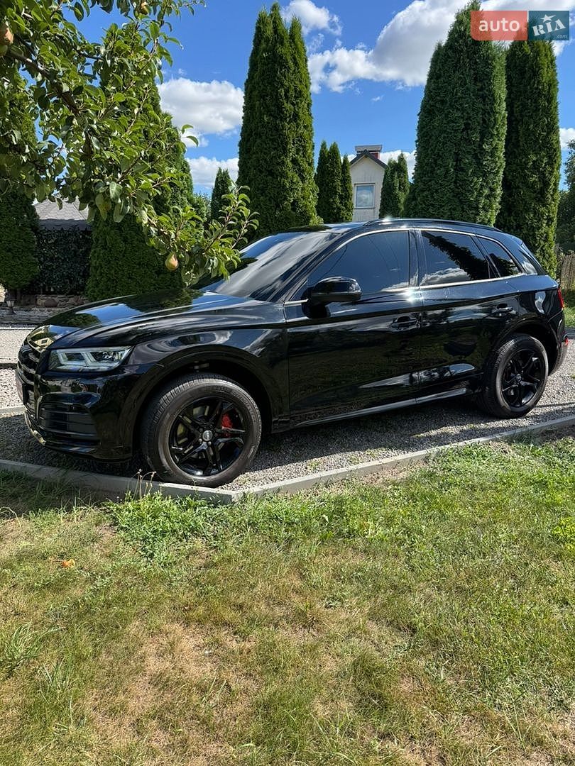 Audi Q5 2018 VIN WA1ANAFY9J2204708 фото оголошення 3 з 20