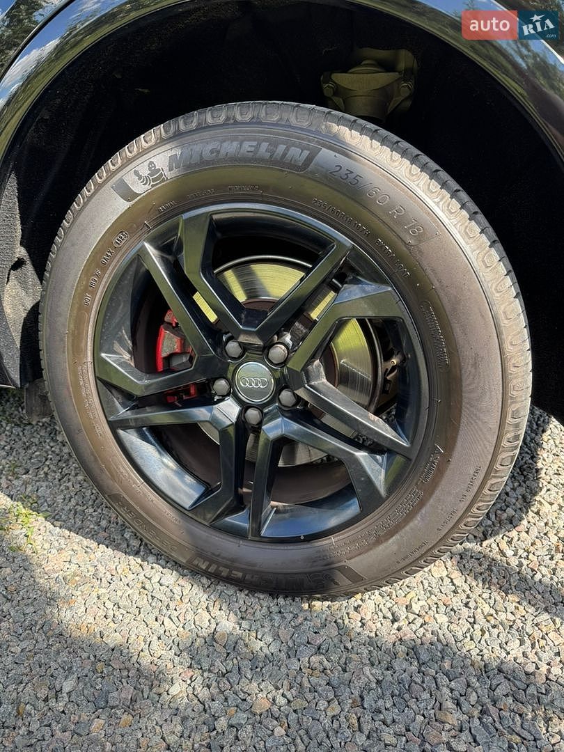 Audi Q5 2018 VIN WA1ANAFY9J2204708 фото оголошення 17 з 20