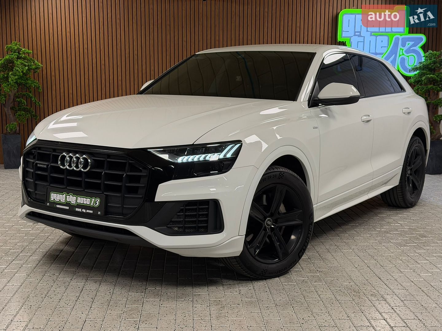 Audi Q8 2020 VIN WAUZZZF14MD011502 фото оголошення 4 з 55