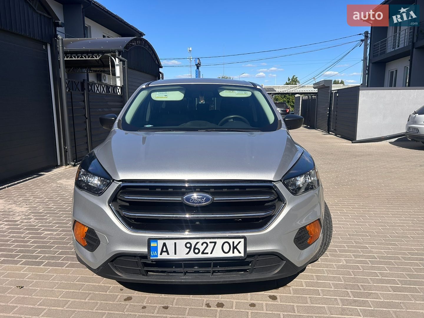 Ford Escape 2018 VIN 1FMCU0F77JUB51073 фото оголошення 6 з 17