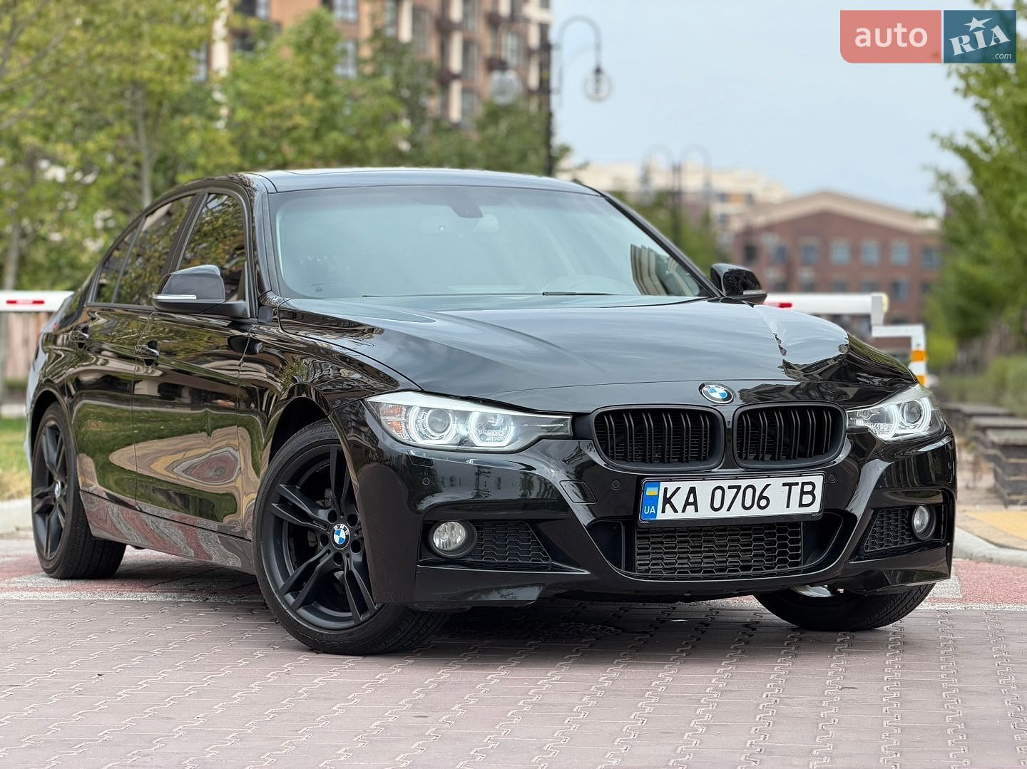 BMW 3 Series 2015 VIN WBA3D3C56FK158525 фото оголошення 2 з 42