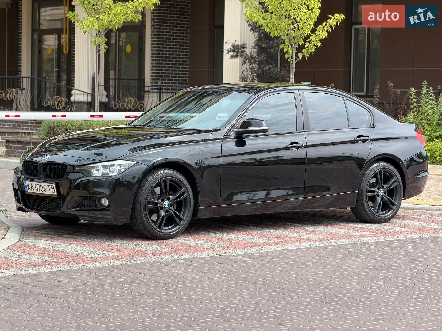 BMW 3 Series 2015 VIN WBA3D3C56FK158525 фото оголошення 6 з 42