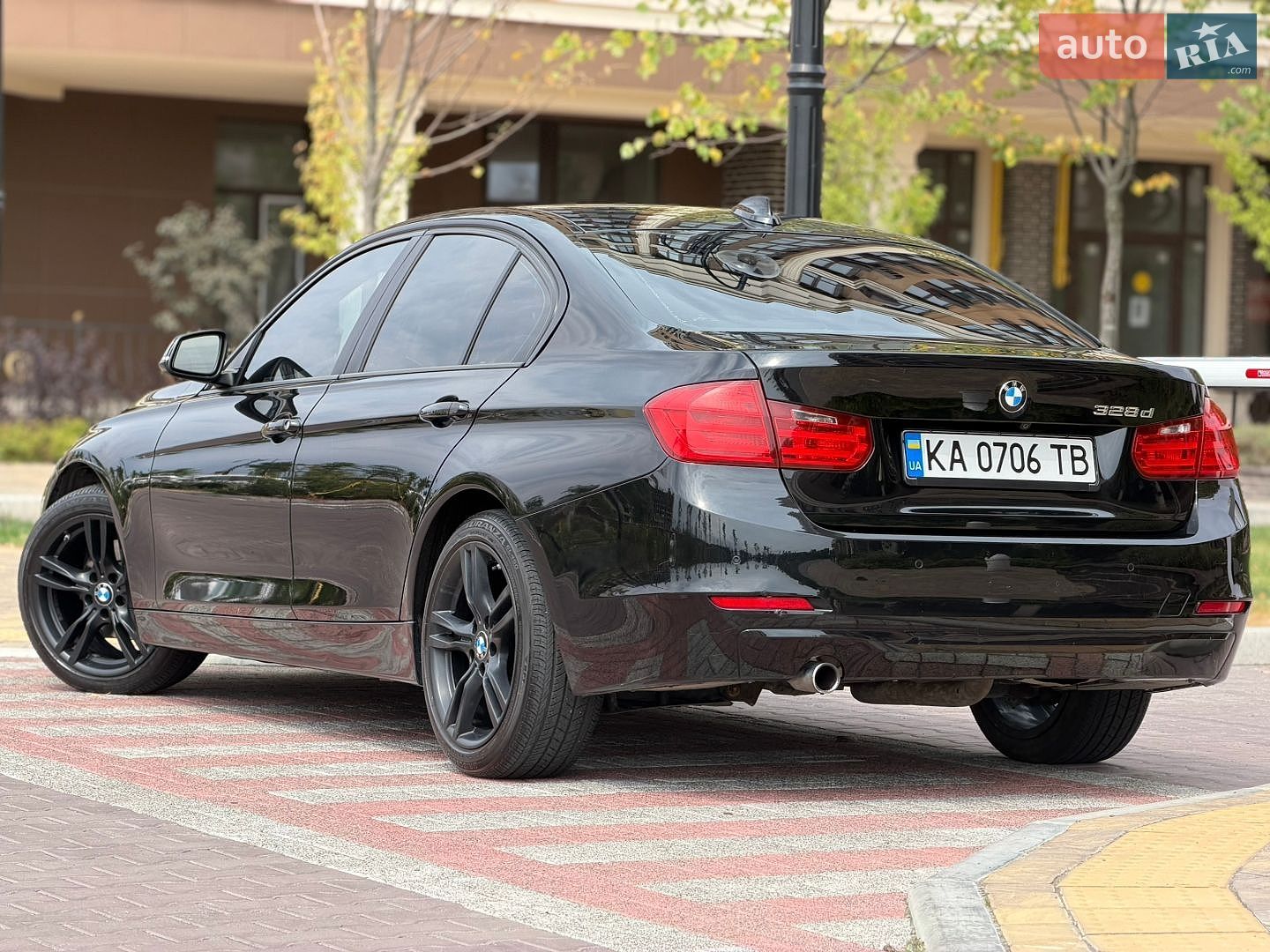 BMW 3 Series 2015 VIN WBA3D3C56FK158525 фото оголошення 10 з 42