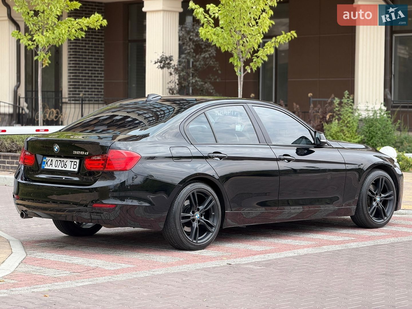 BMW 3 Series 2015 VIN WBA3D3C56FK158525 фото оголошення 12 з 42