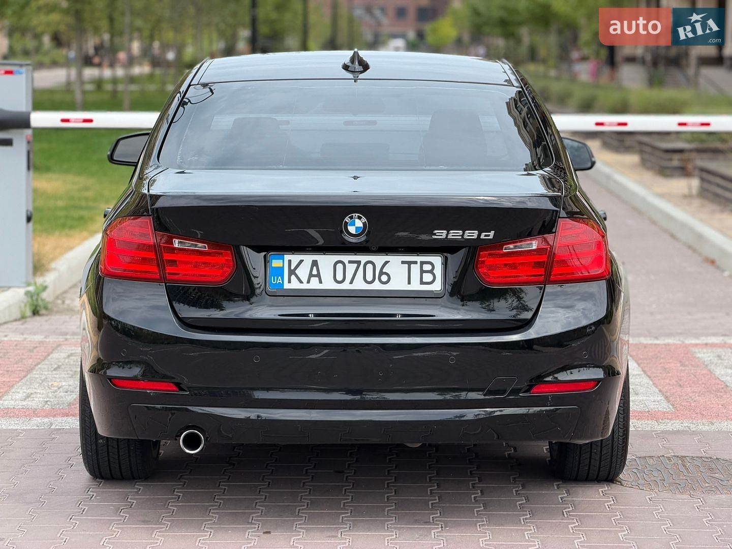 BMW 3 Series 2015 VIN WBA3D3C56FK158525 фото оголошення 15 з 42