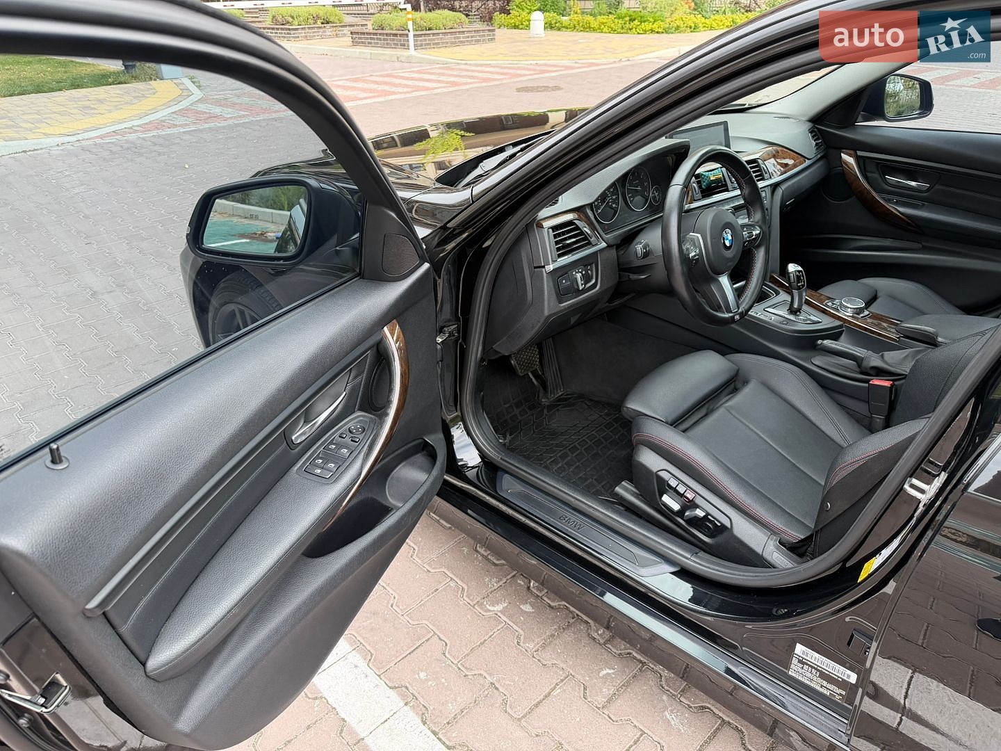 BMW 3 Series 2015 VIN WBA3D3C56FK158525 фото оголошення 19 з 42