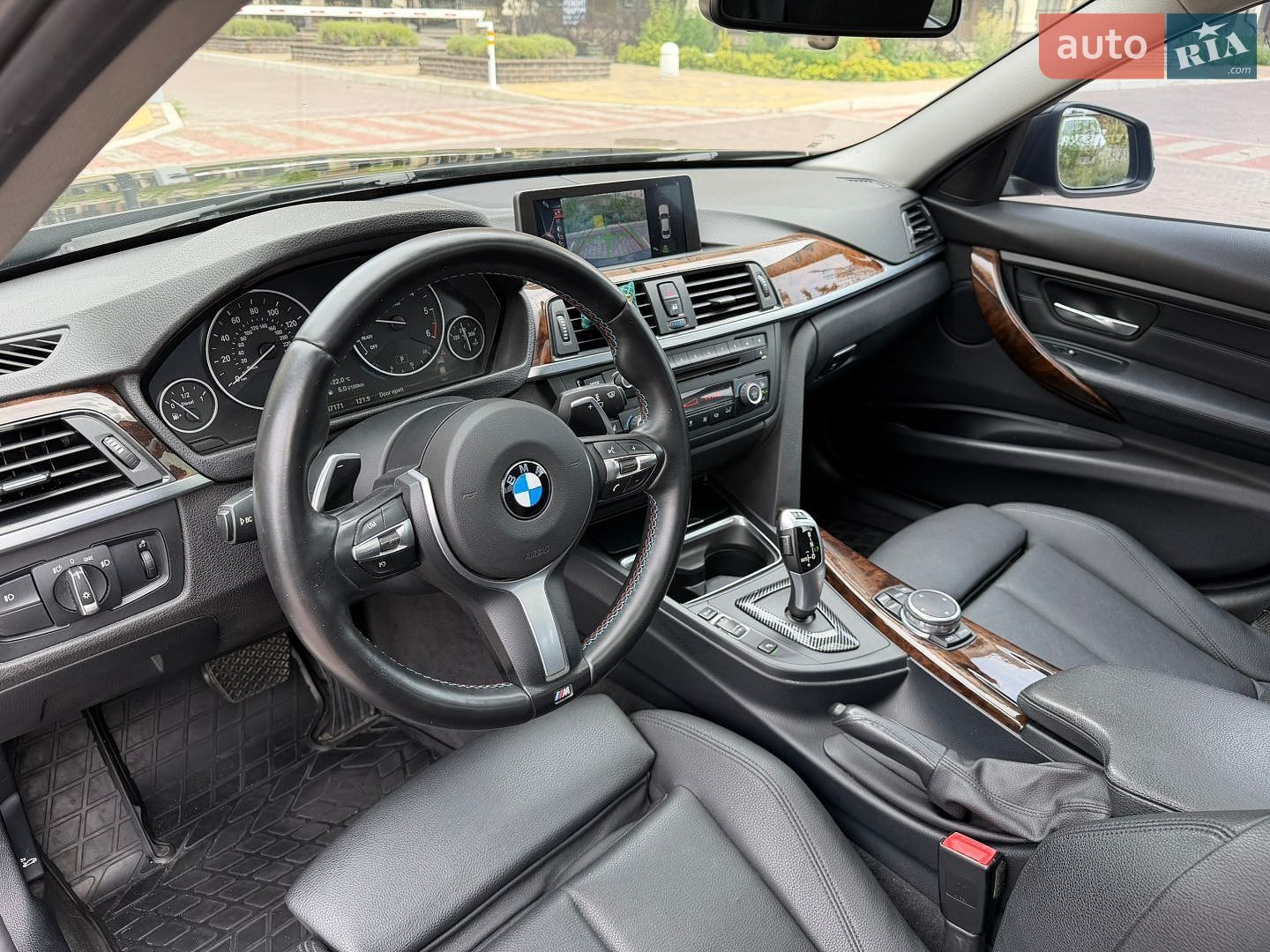 BMW 3 Series 2015 VIN WBA3D3C56FK158525 фото оголошення 25 з 42